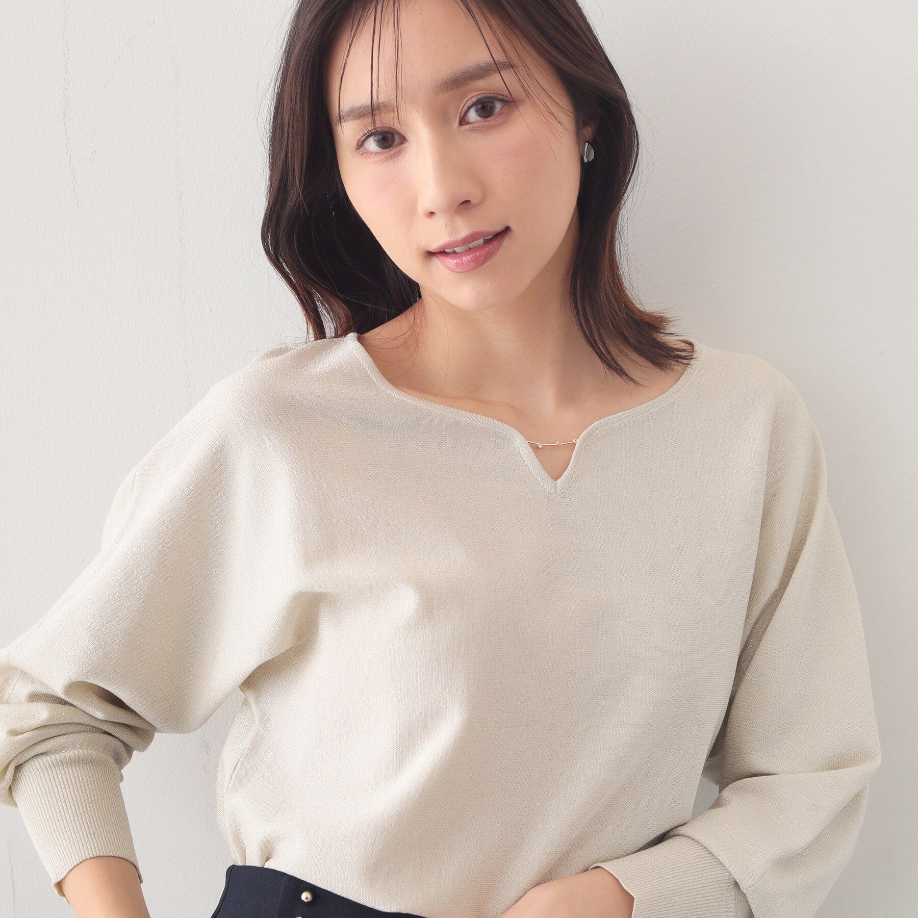 index「フロントパーツ付きドルマンスリーブニット【洗濯機OK/抗ピル】《7col》」|ニット・セーター|オフホワイト(603