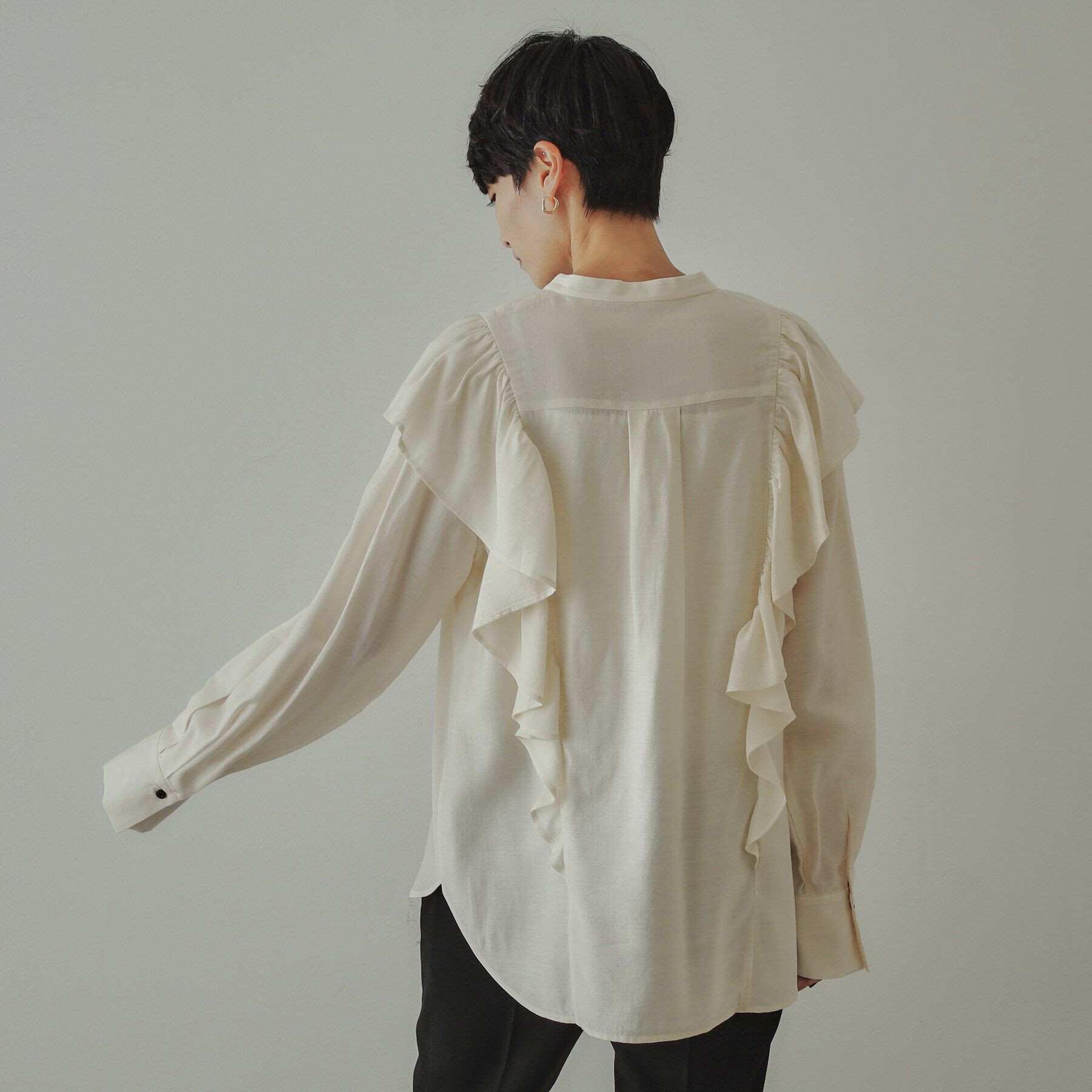OPAQUE.CLIP「【大草直子さんコラボ】ラッフルブラウス」|シャツ・ブラウス|
