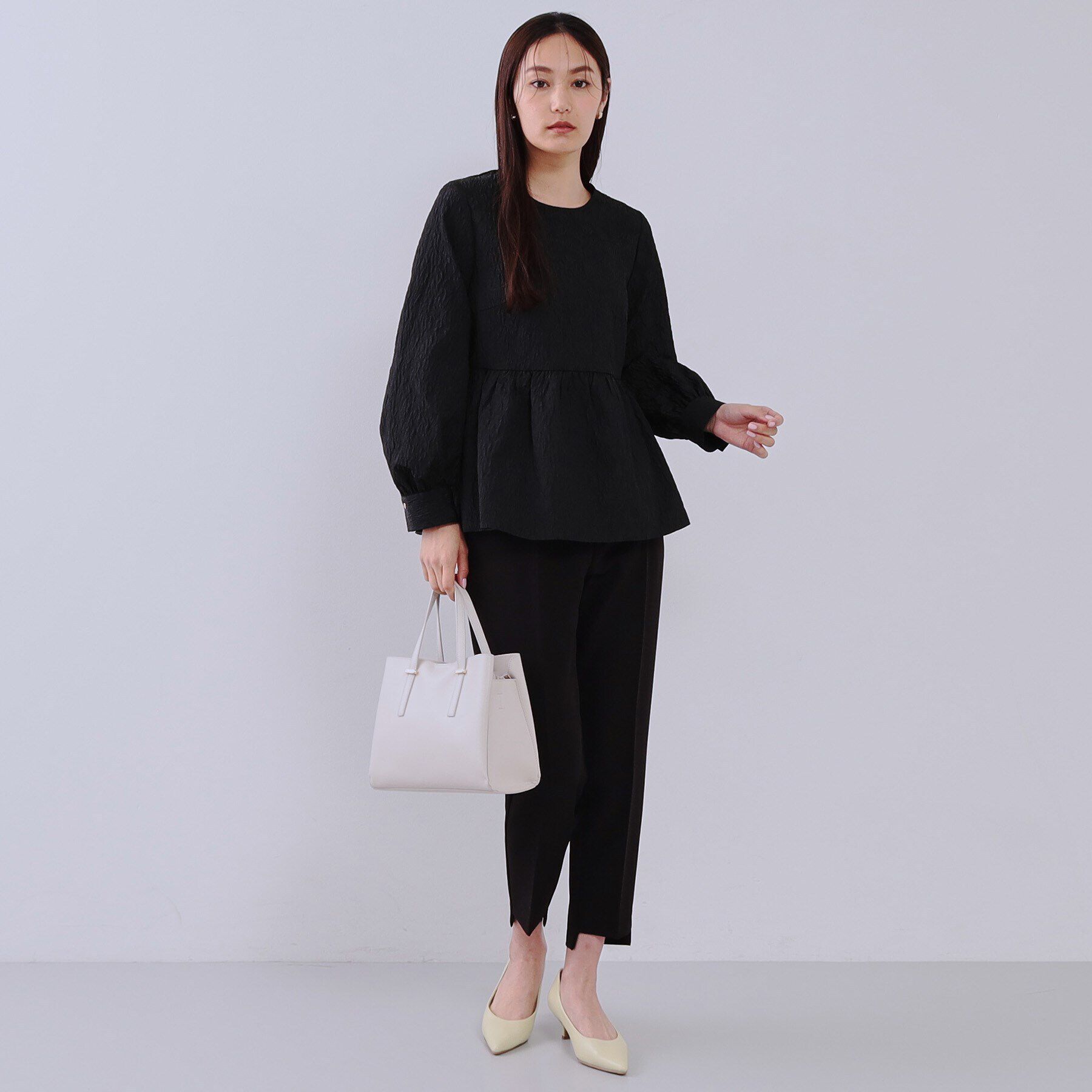 OPAQUE.CLIP「《通勤・セレモニー対応》ジャカードペプラムブラウス【洗濯機洗い可】」|シャツ・ブラウス|