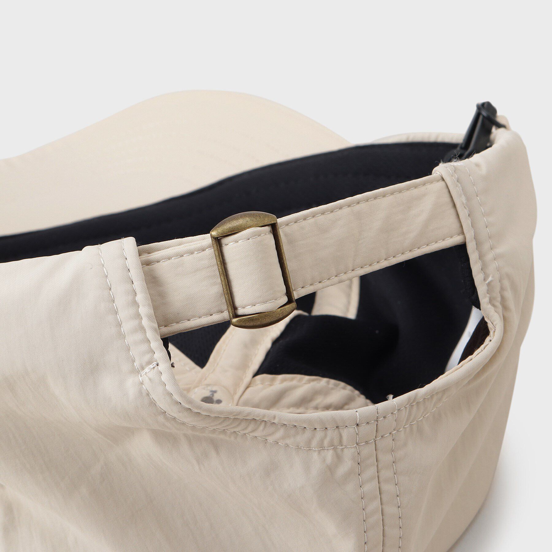 OPAQUE.CLIP「【取外し可】紐付きナイロンキャップ」|キャップ・キャスケット|