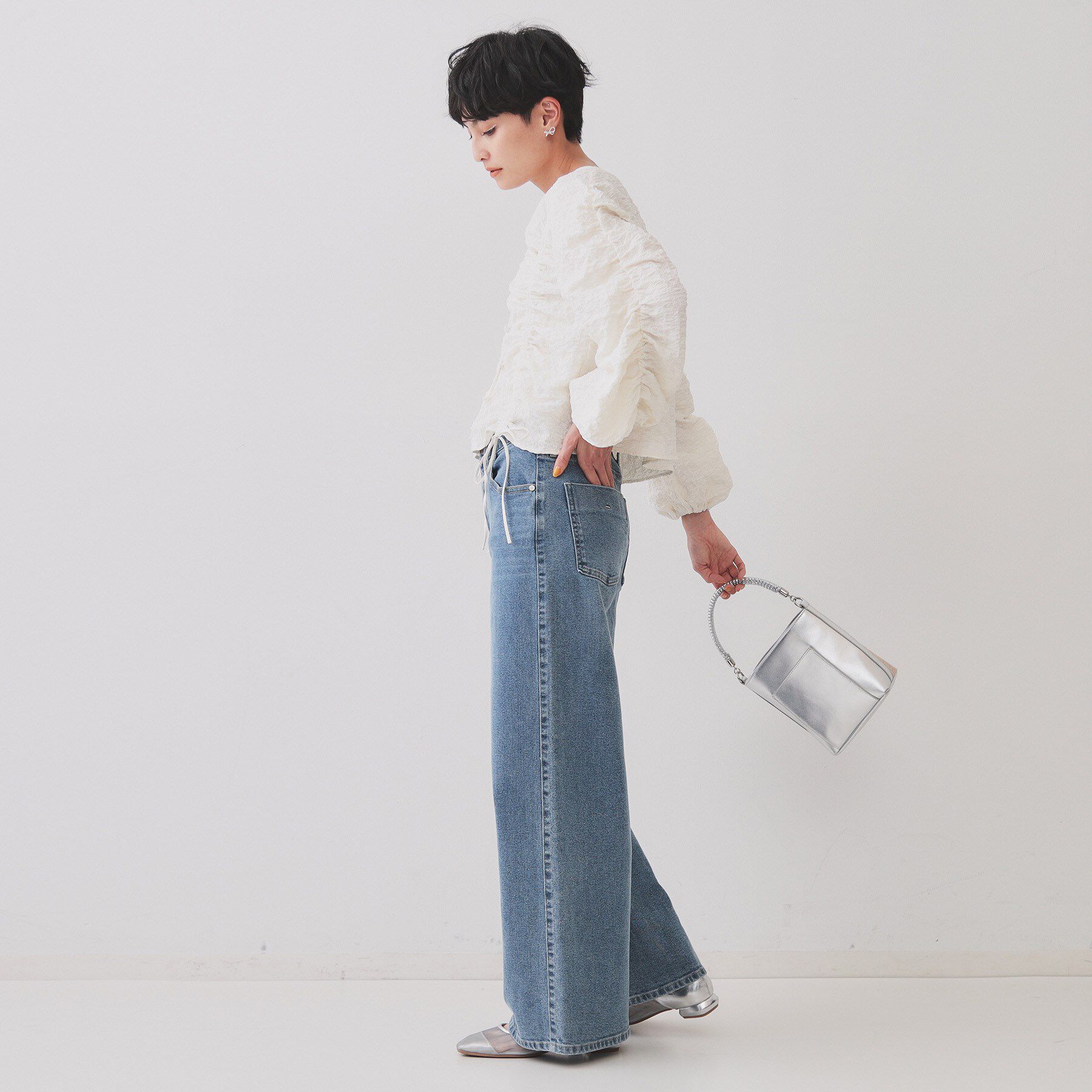 OPAQUE.CLIP「ふくれジャカードシャーリングデザインブラウス【洗濯機洗い可】」|シャツ・ブラウス|