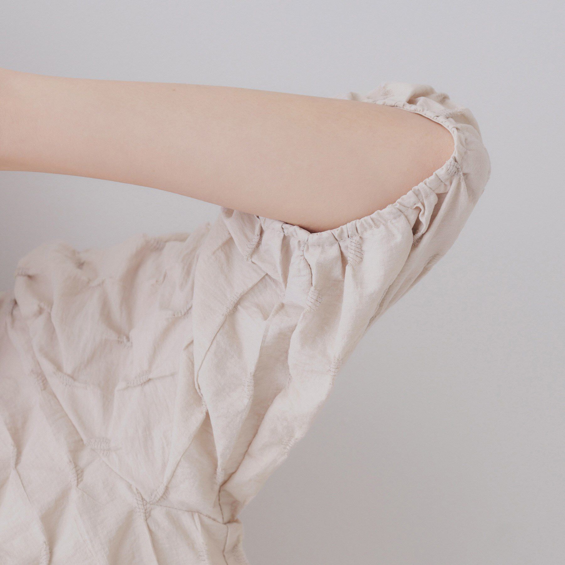 OPAQUE.CLIP「ふくれジャカードペプラムブラウス【洗濯機洗い可】」|シャツ・ブラウス|