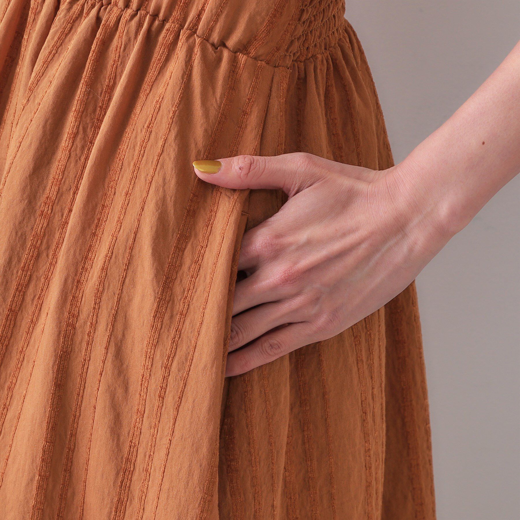 OPAQUE.CLIP「Vネックフィット＆フレアワンピース」|ワンピース|