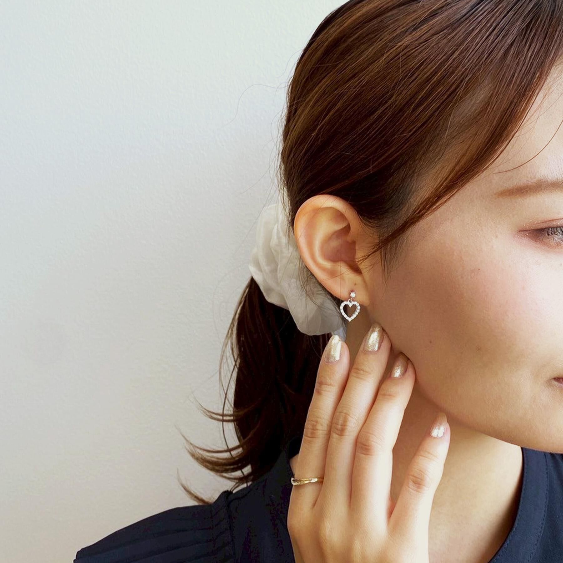 OPAQUE.CLIP「ハートビジューミニピアス」|ピアス|