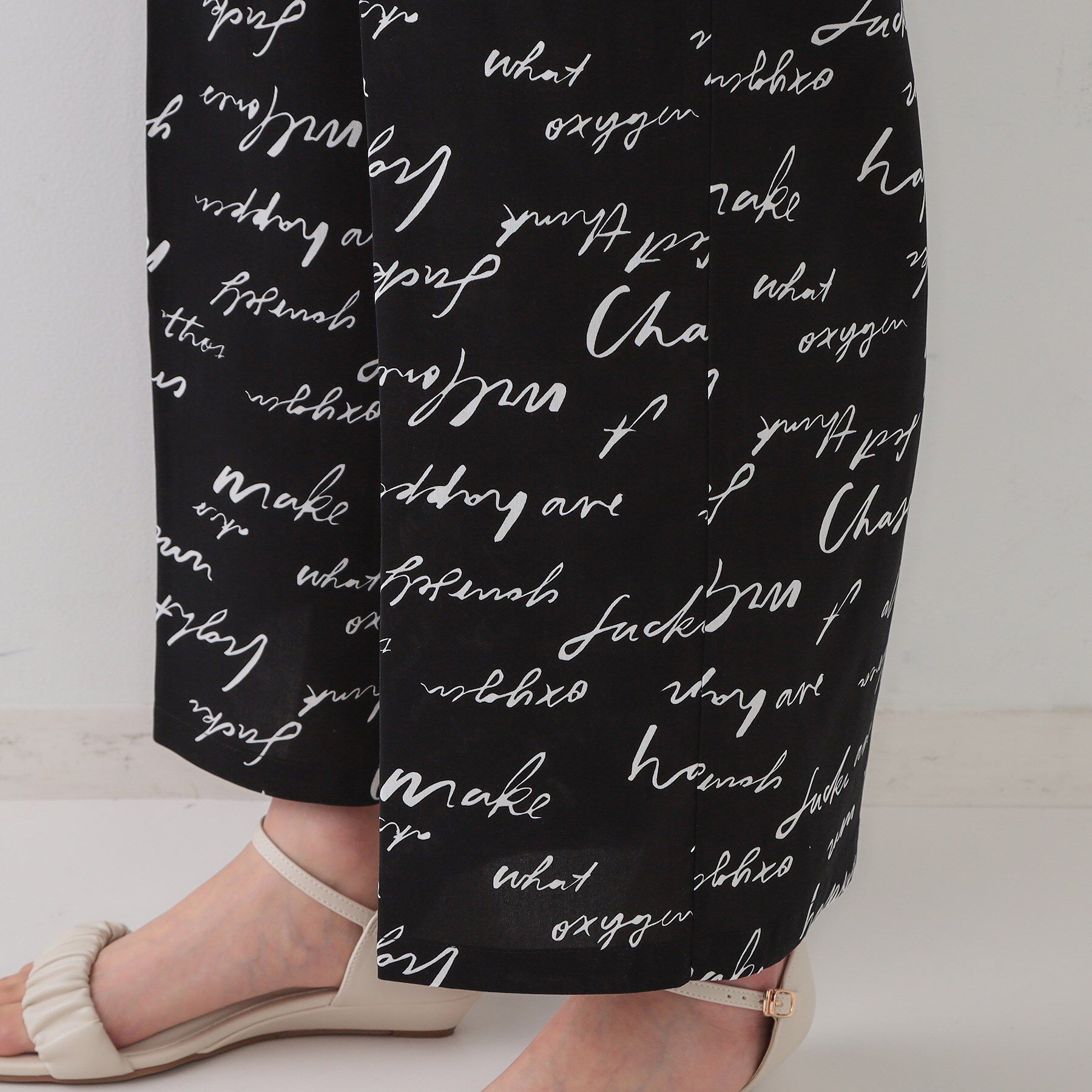 OPAQUE.CLIP「レタープリントイージーワイドパンツ【洗濯機洗い可】」|その他|