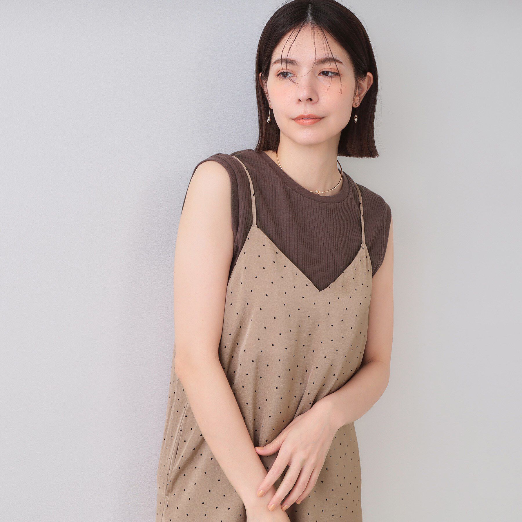 OPAQUE.CLIP「ランダムドット サテンキャミワンピース【洗濯機洗い可】」|ワンピース|