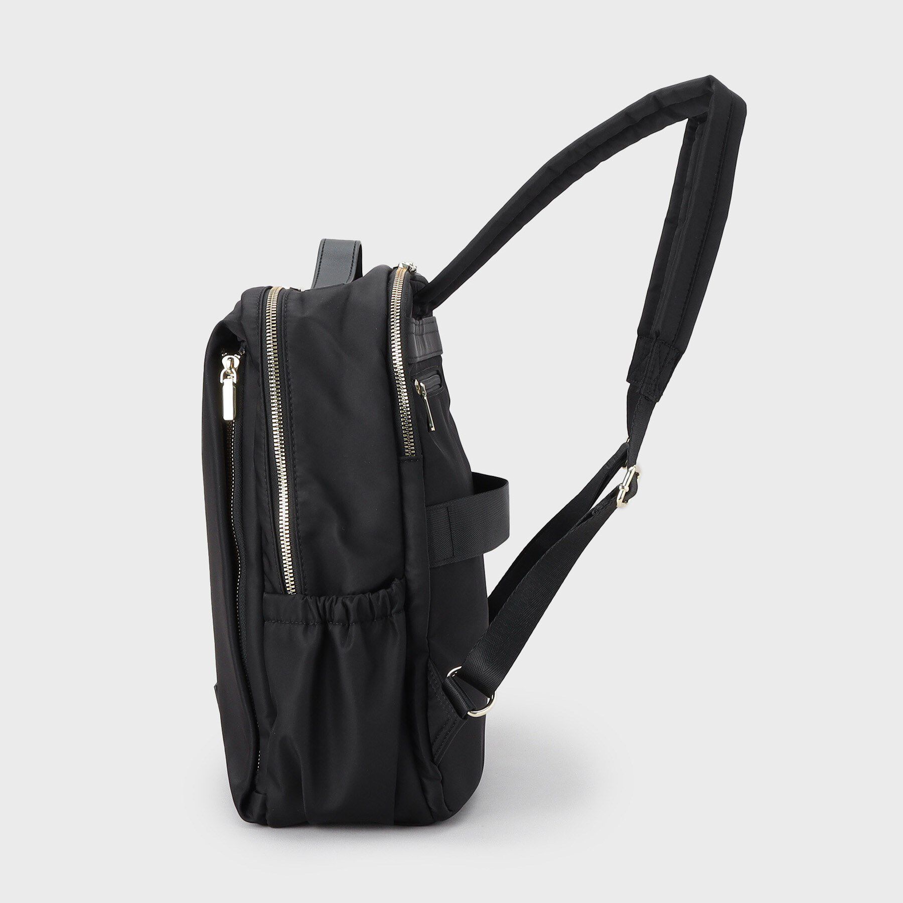 OPAQUE.CLIP「【マルチポケット/PC収納可能】ナイロンスクエアリュックサック」|リュック|