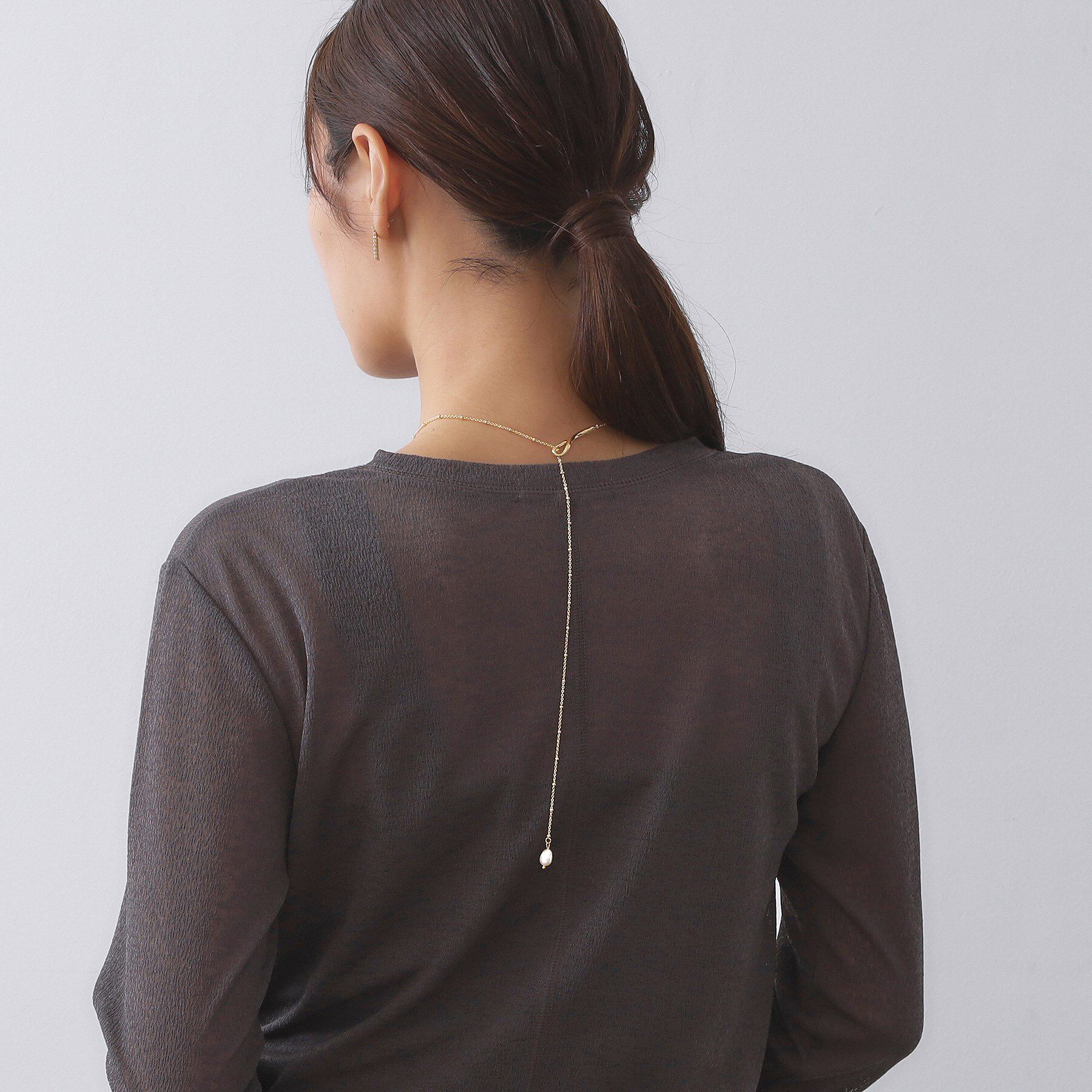 OPAQUE.CLIP「淡水パール&times;メタルバー スライドネックレス」|ネックレス|