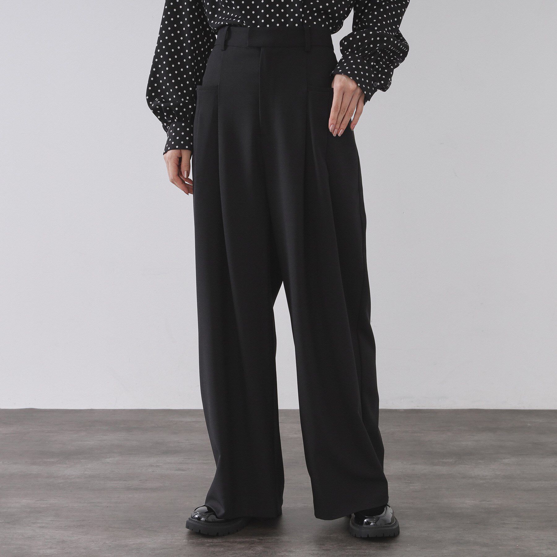 OPAQUE.CLIP「タックデザインワイドパンツ【洗濯機OK】」|その他|