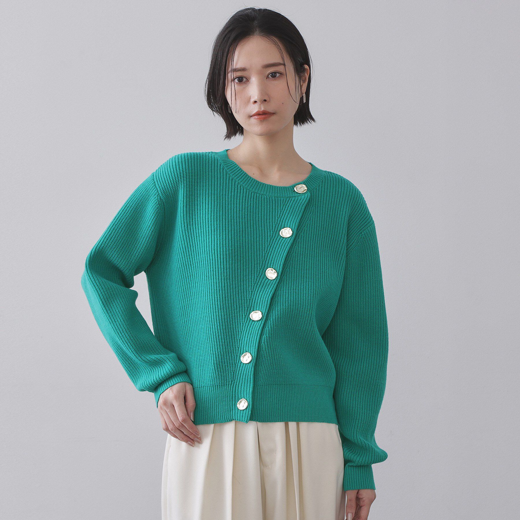 OPAQUE.CLIP「アシンメトリーボタンカーディガン【洗濯機OK】」|カーディガン|