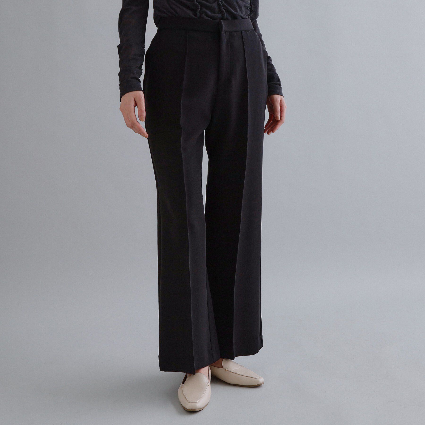 OPAQUE.CLIP「【es】ストレッチピンタックフレアパンツ【洗濯機OK/抗ピル】」|その他|ブラック(019)