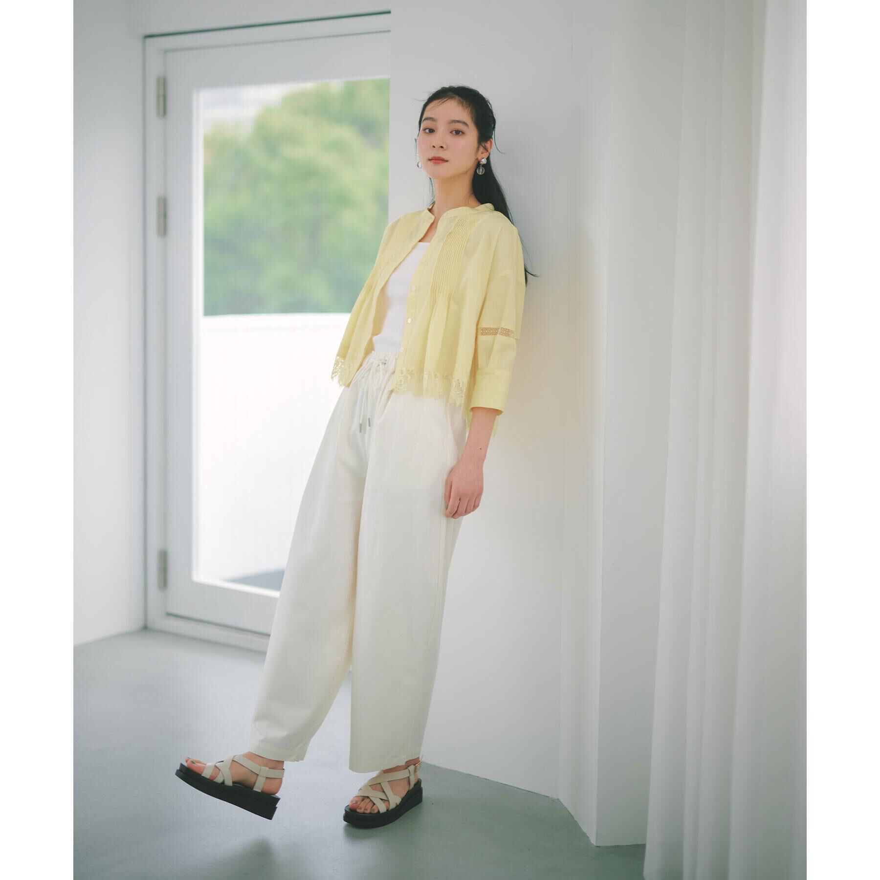 OPAQUE.CLIP「裾レース使いピンタックショートシャツ【洗濯機OK】」|シャツ・ブラウス|