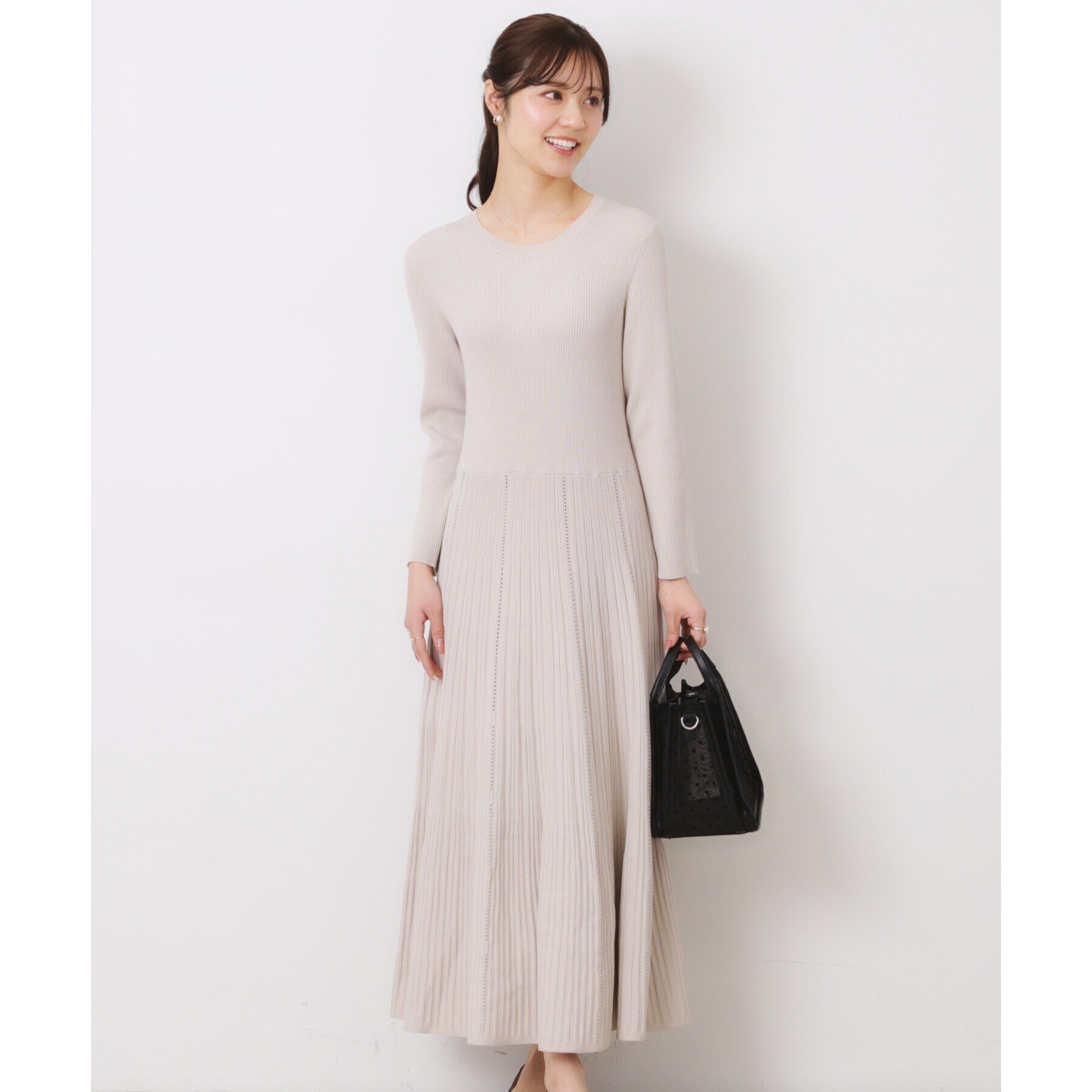 Couture broach「【上品な落ち感・美シルエット】アイレットリブデザインニットワンピース」|ワンピース|