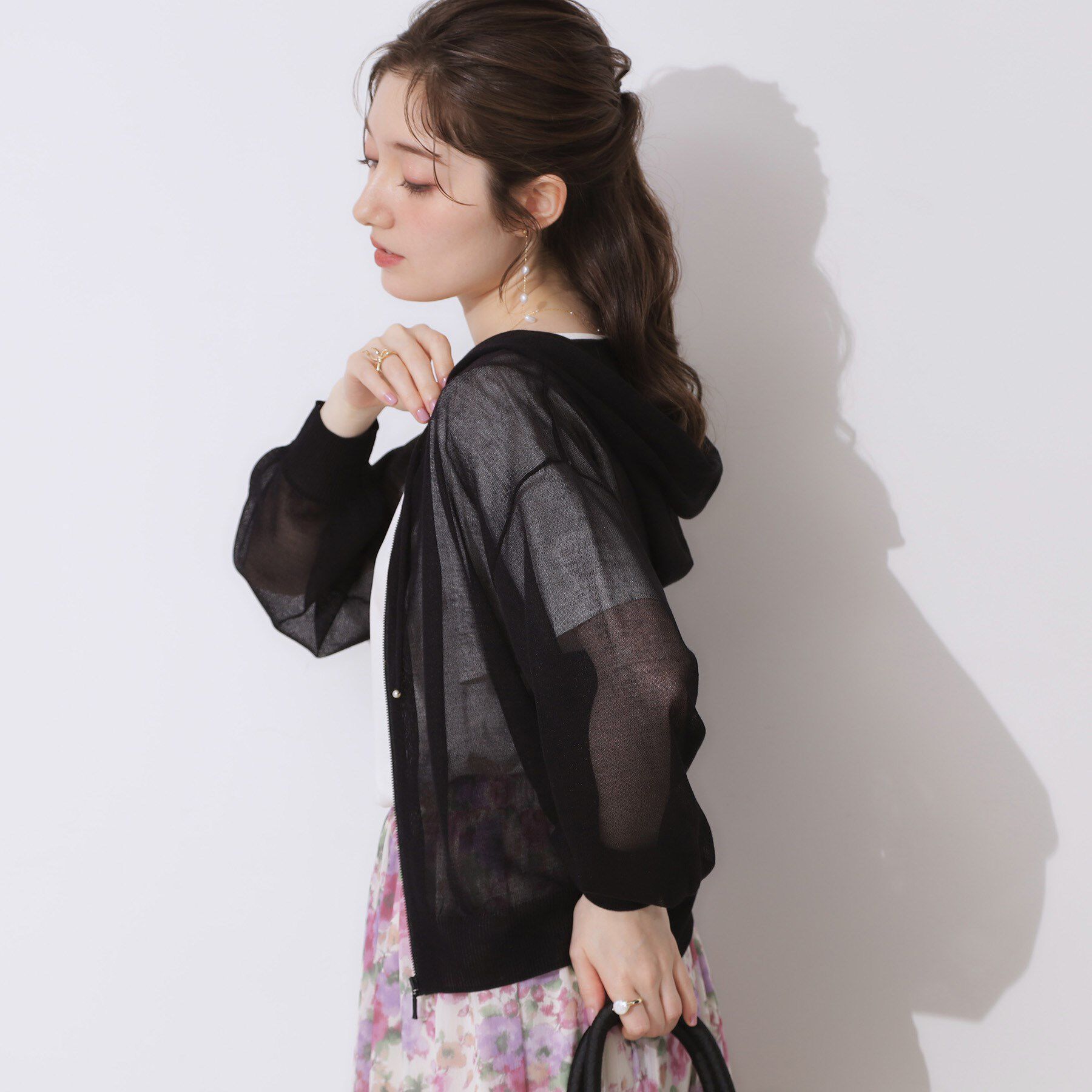 Couture broach「【上品な透け感・大人カジュアル】シアージップアップフーディー」|パーカー|