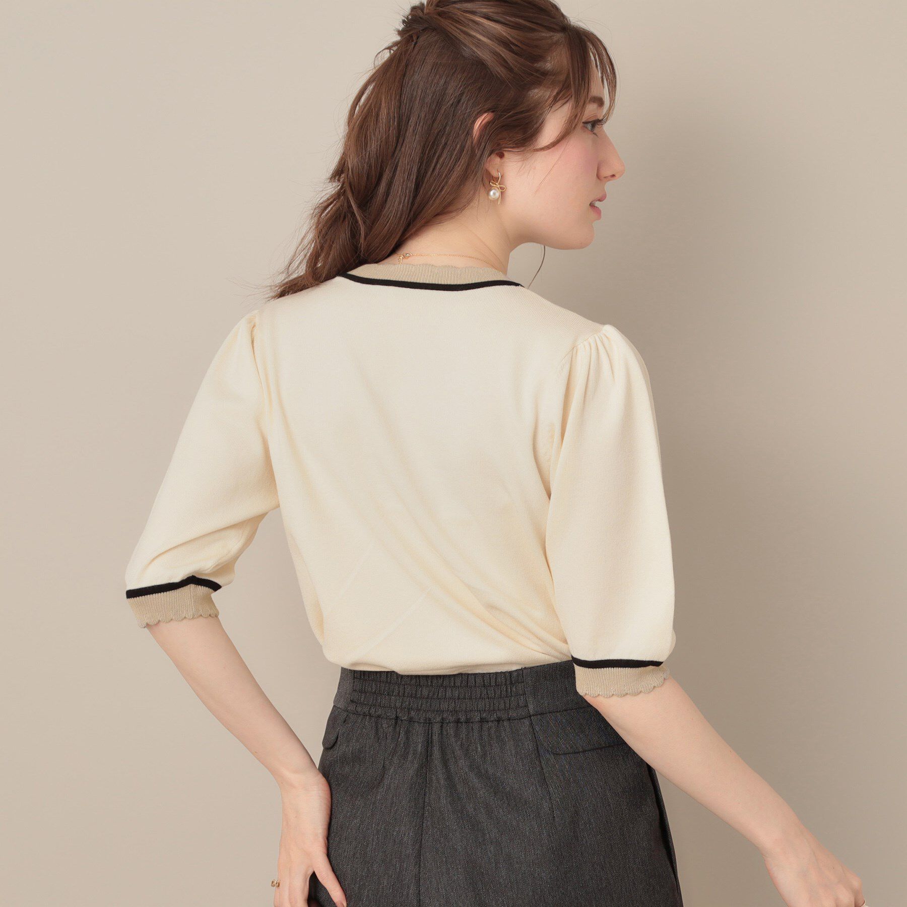 Couture broach「【5分袖・華奢見え・通勤】配色スカラ5分袖ニット」|ニット・セーター|