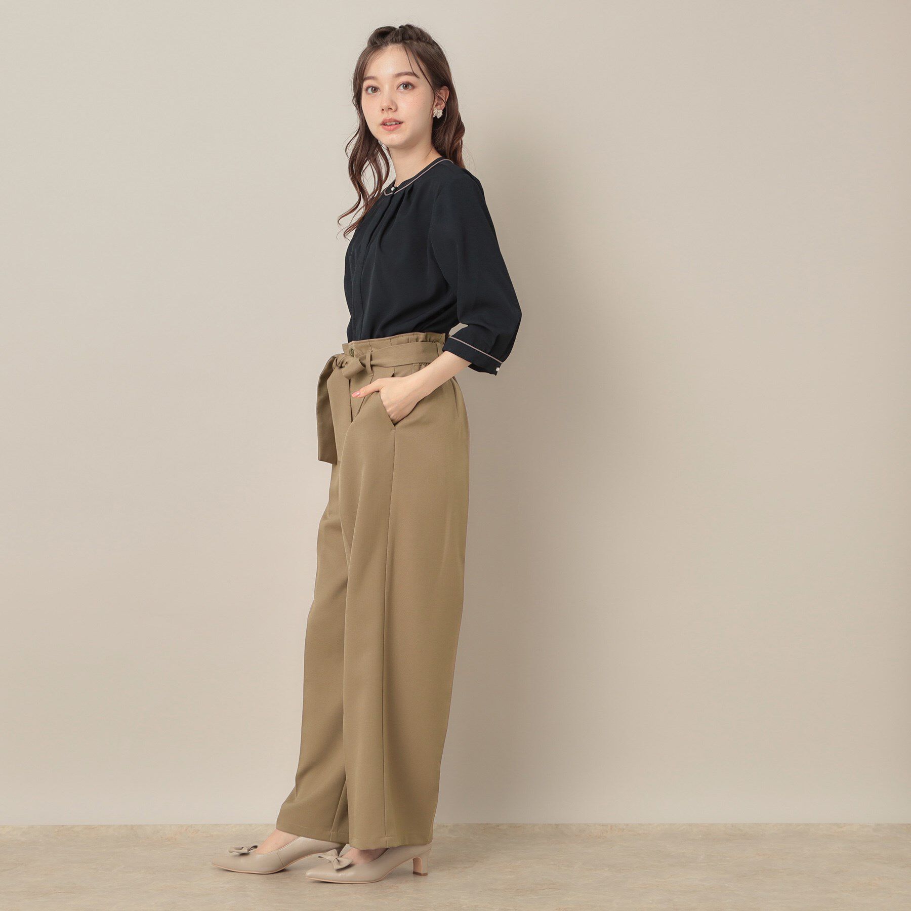 Couture broach「【帯電防止・通勤】ウエストリボン サスペンダー付きワイドパンツ」|その他|
