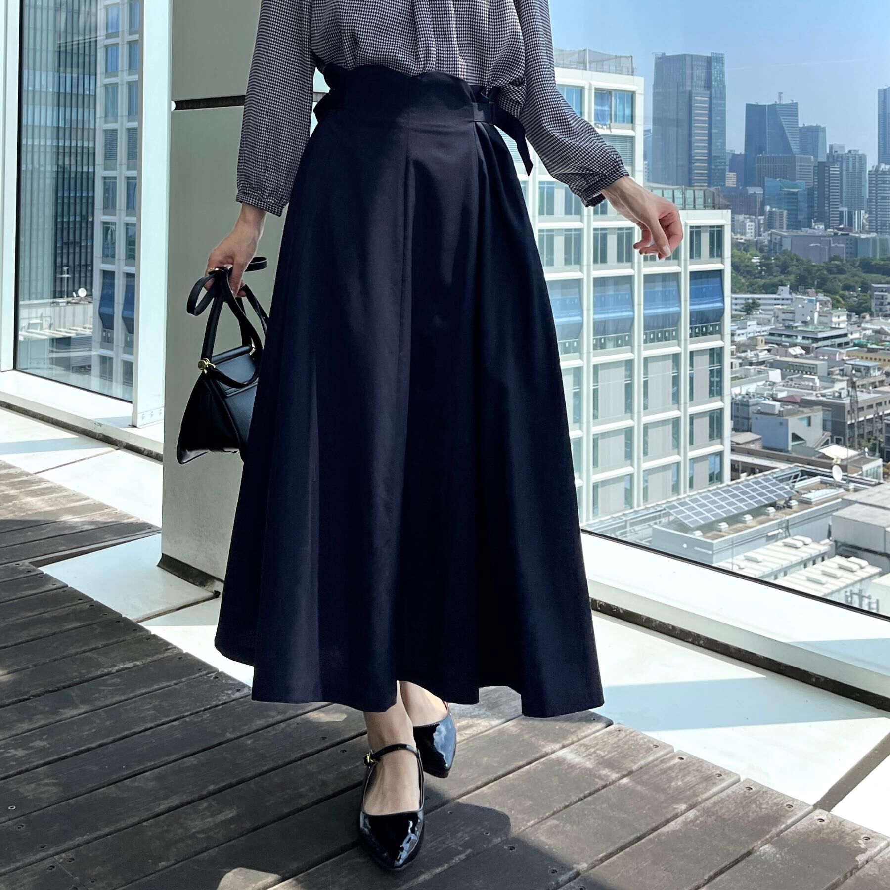 Couture broach「【大人可愛い・通勤】スカラウエスト サイドベルト パネルスカート」|スカート|