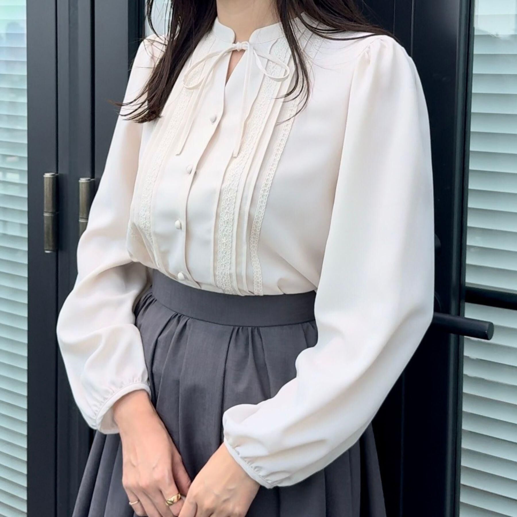 Couture broach「【大人可愛い・通勤】ピンタックレースブラウス」|シャツ・ブラウス|