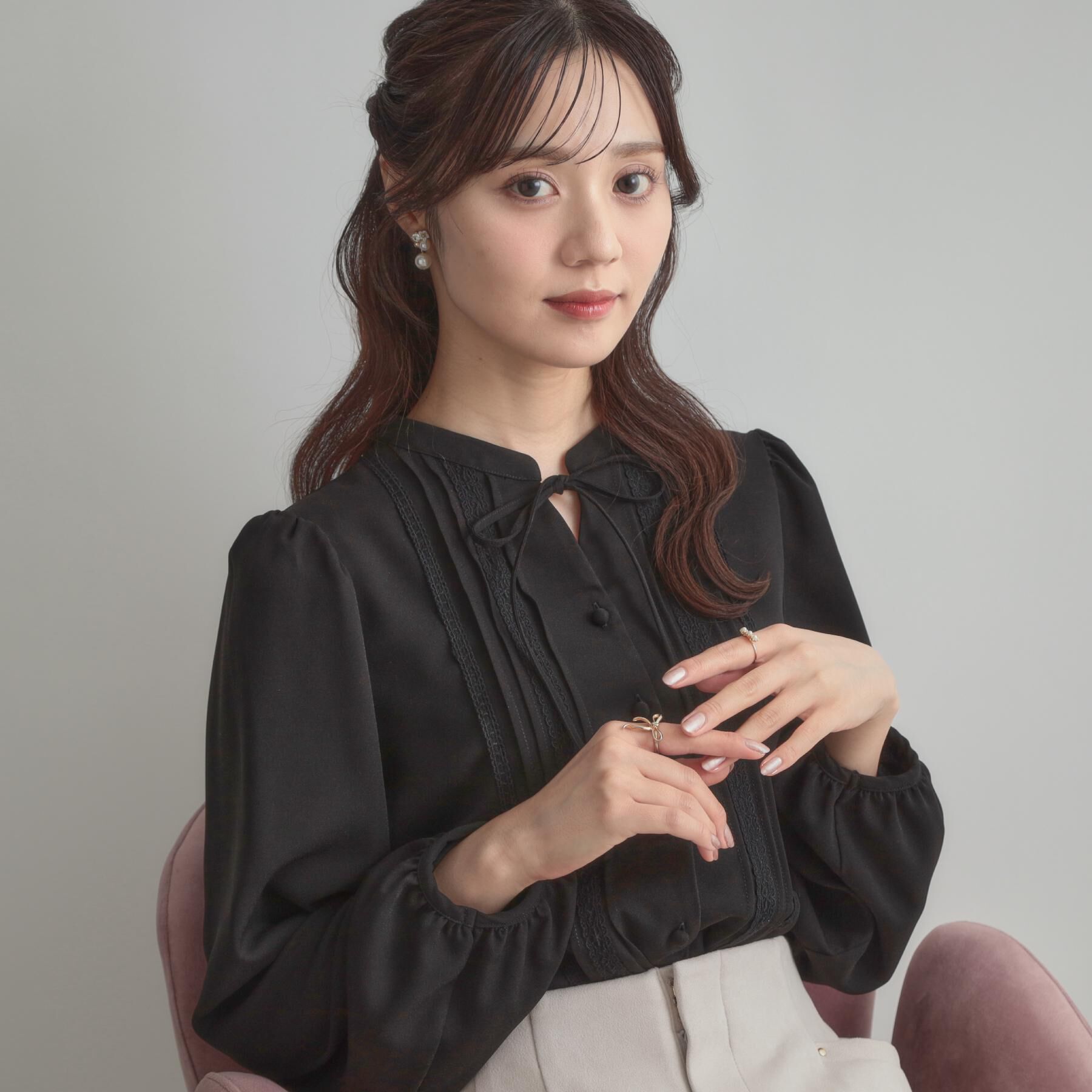 Couture broach「【大人可愛い・通勤】ピンタックレースブラウス」|シャツ・ブラウス|