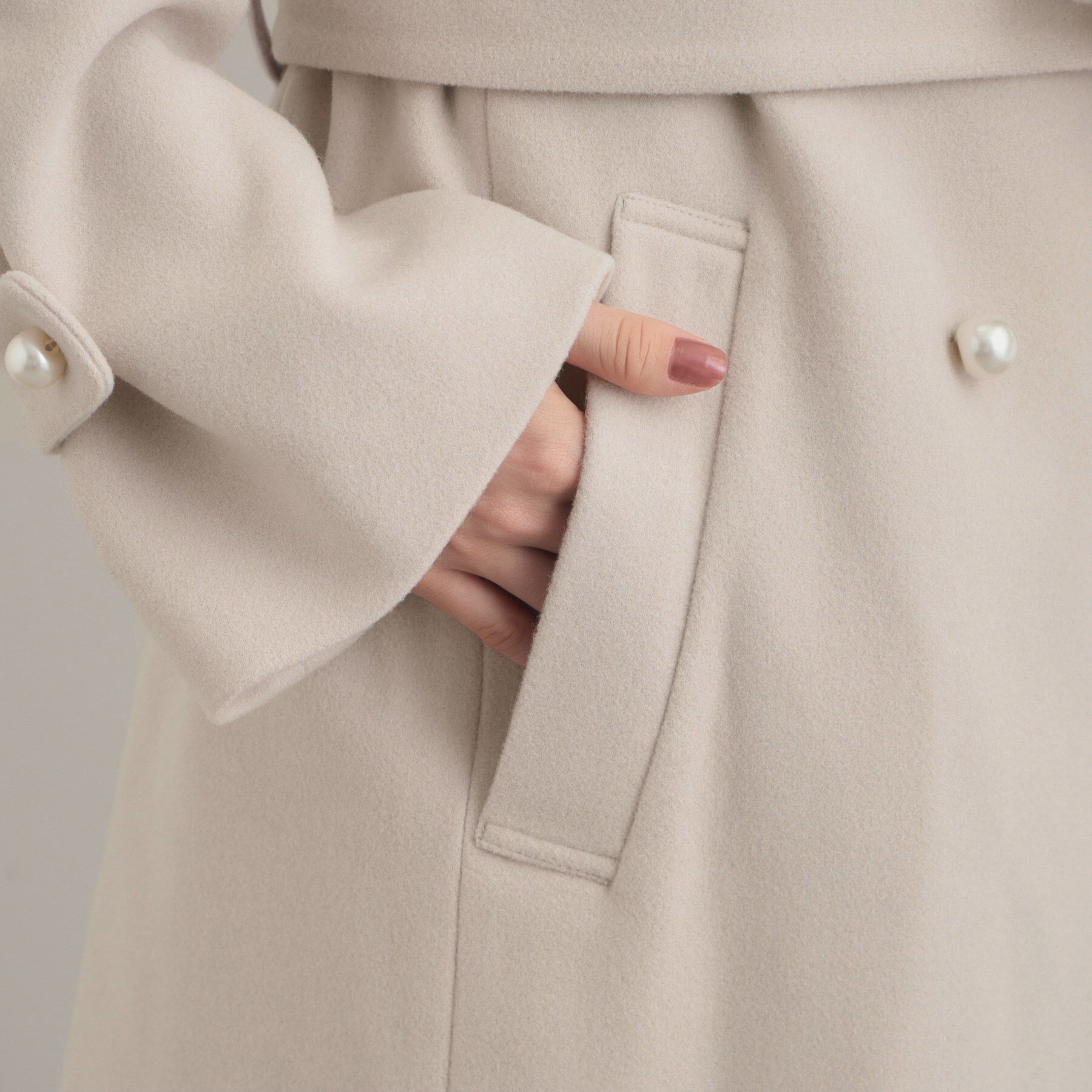 Couture broach「【大人上品・ベルト付き】パール調釦チェスターコート」|チェスターコート|