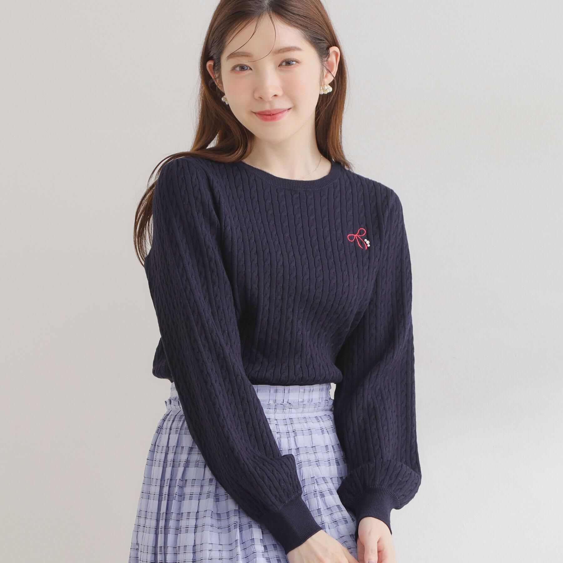Couture broach「【洗える】リボンエンブロ細ケーブルニット」|ニット・セーター|