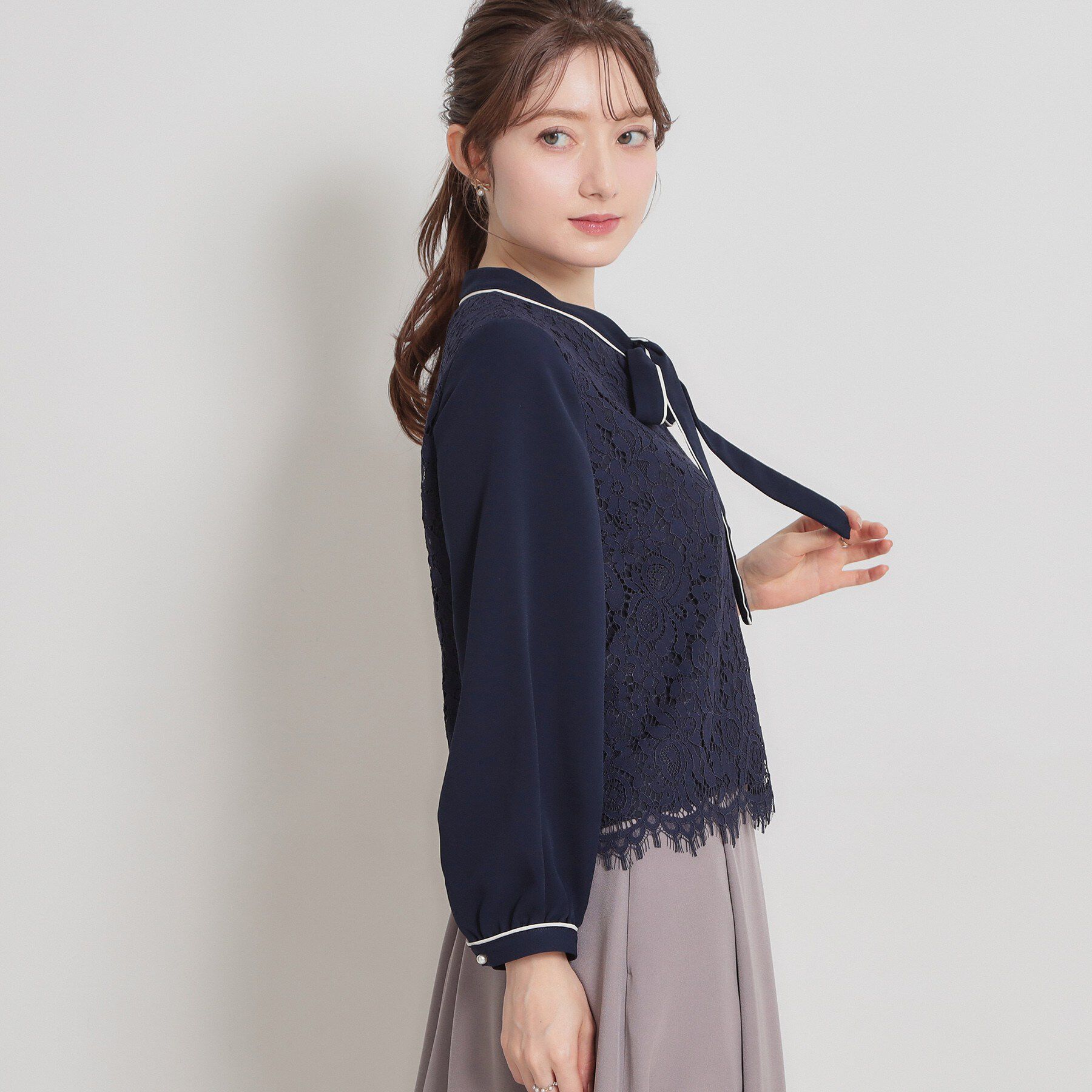 Couture broach「【洗える・通勤】フラワーレースブラウス」|シャツ・ブラウス|