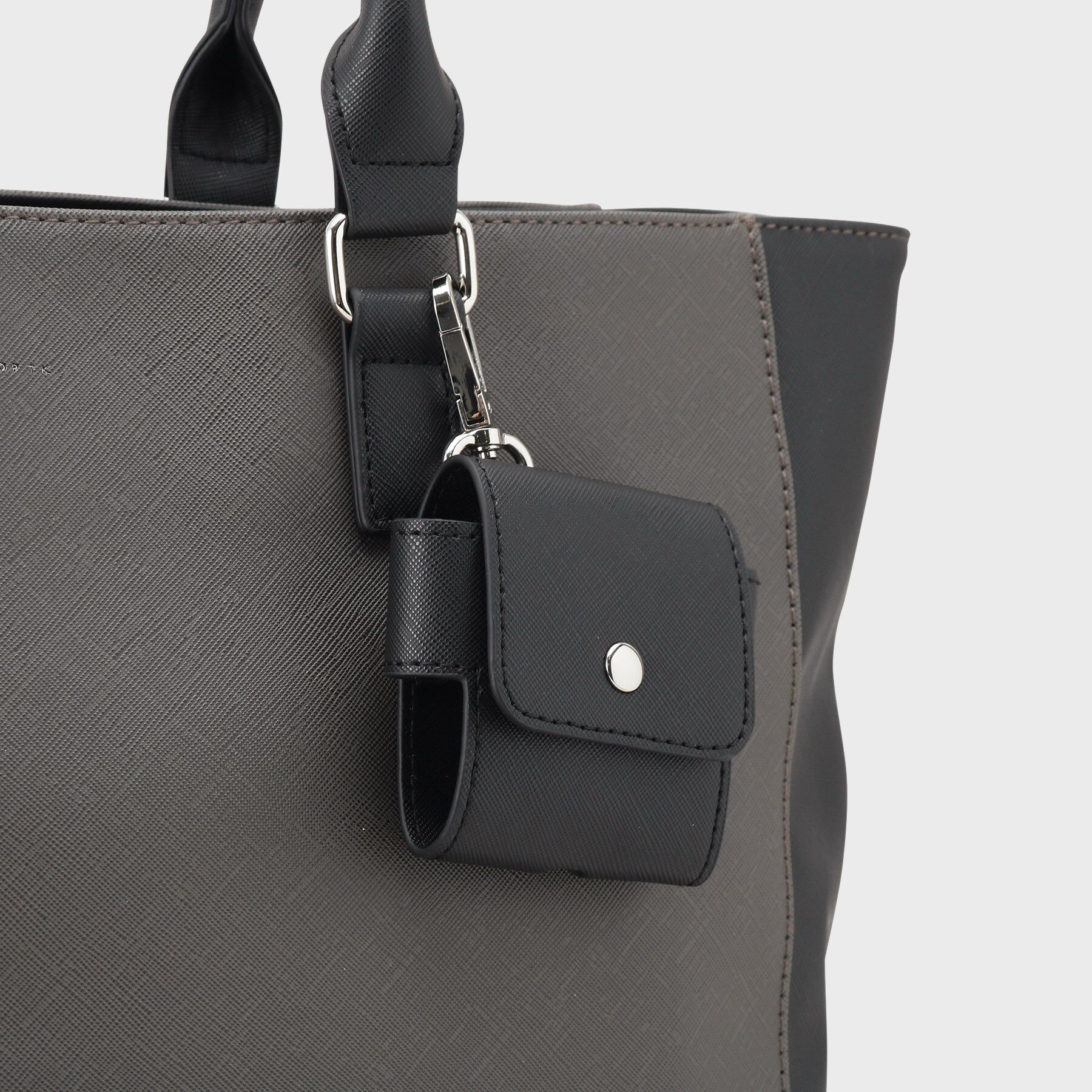 THE SHOP TK「【A4サイズ／ビジネスでも使える】合皮トートバッグ イヤホンケース付き」|トートバッグ|