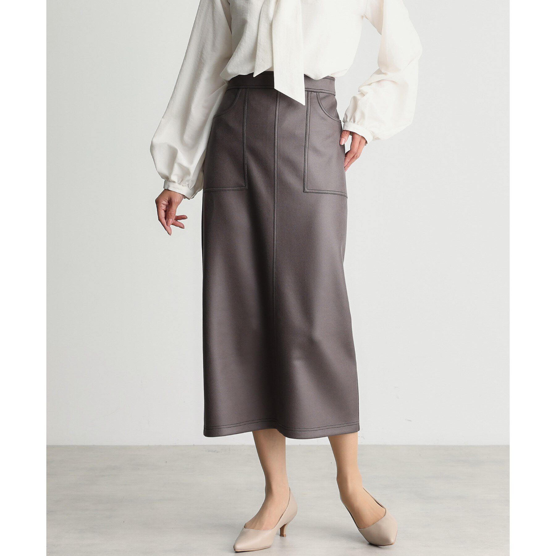 THE SHOP TK「【ONOFF活躍/セレモニー/通勤】レザー調タイトスカート/洗える」|スカート|