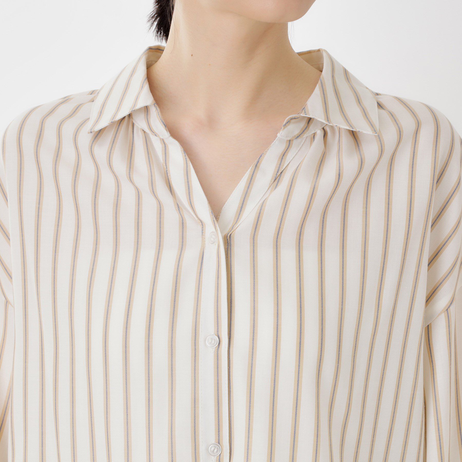 THE SHOP TK「【後ろ姿もサマになる】ストライプ バックシャーリングシャツ/体型カバー/洗える」|シャツ・ブラウス|