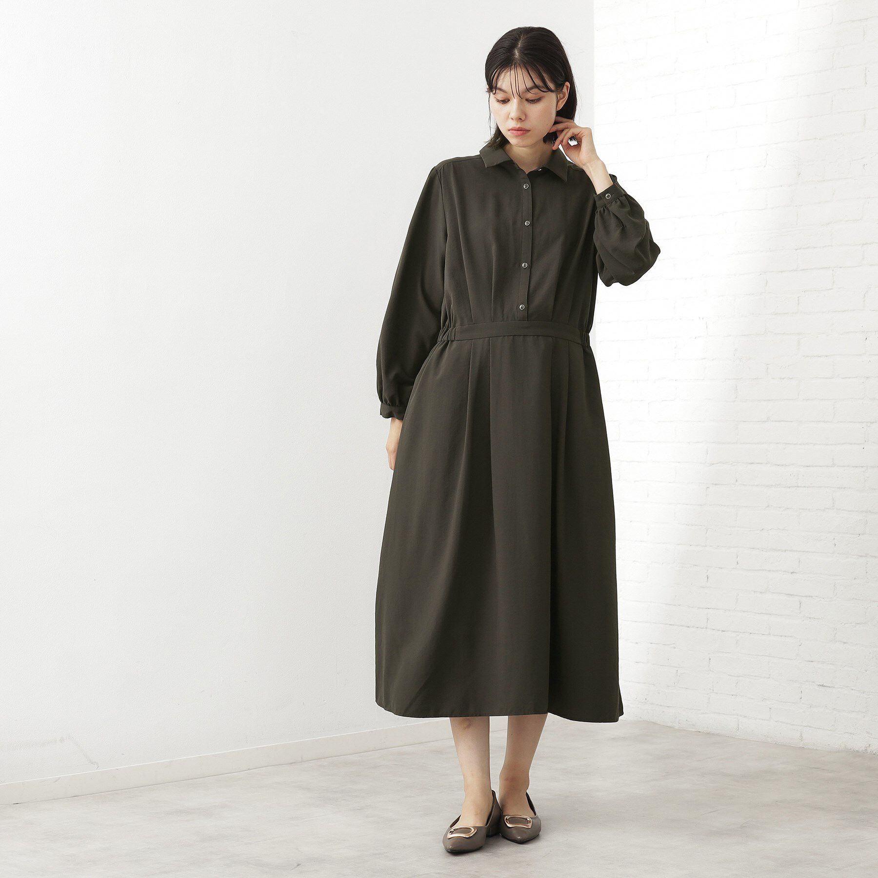 THE SHOP TK「【春まで着られる】フィット＆フレア長袖ワンピース」|ワンピース|スミクロ(018)