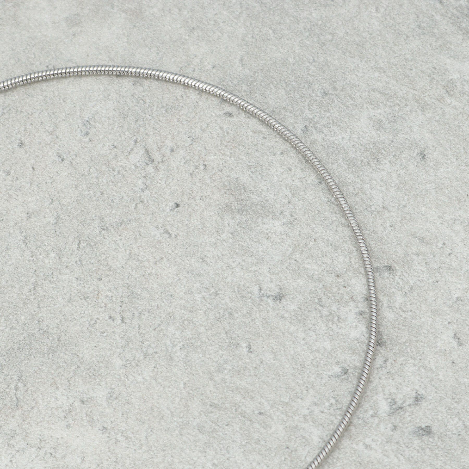 THE SHOP TK「ひねりパーツループタイ」|ネックレス|