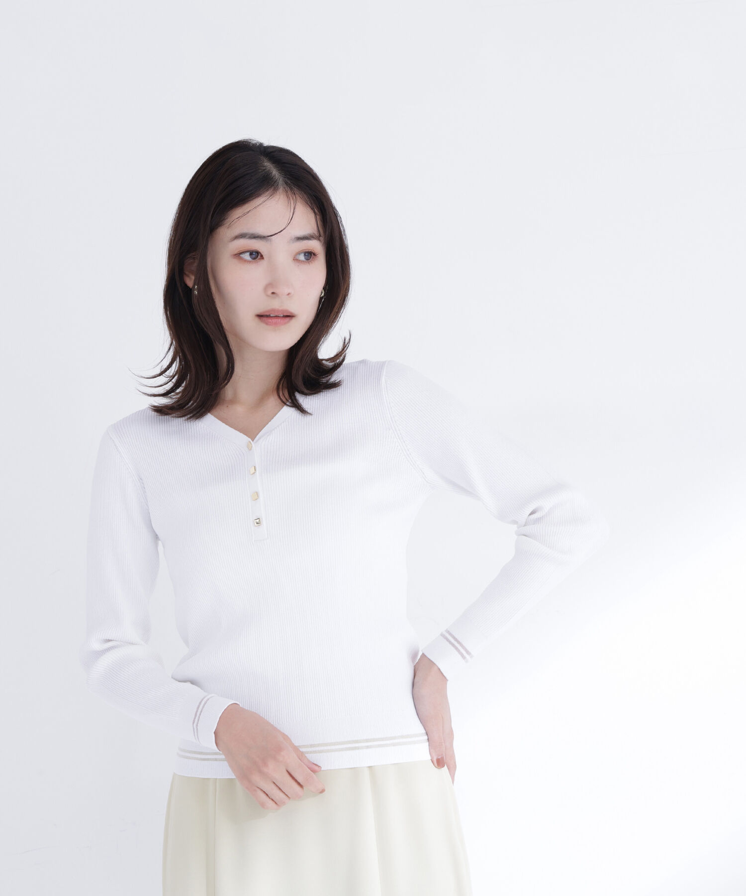  「メタルボタンシアーラインニット」|ニット・セーター|