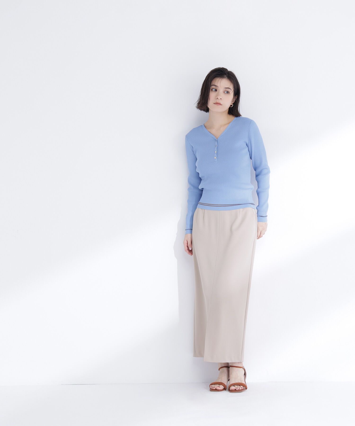  「メタルボタンシアーラインニット」|ニット・セーター|