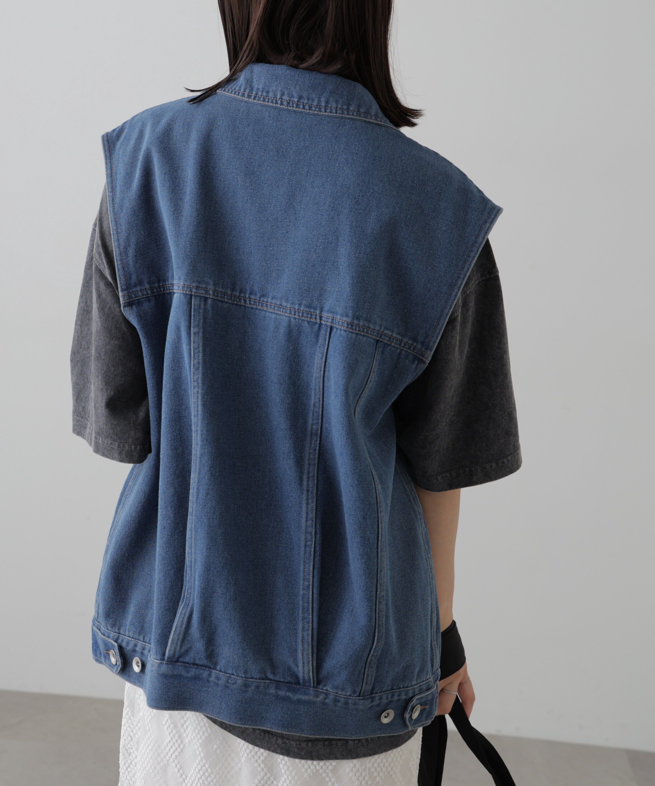  「ミドル丈デニムベスト」|ブルゾン・スタジャン|