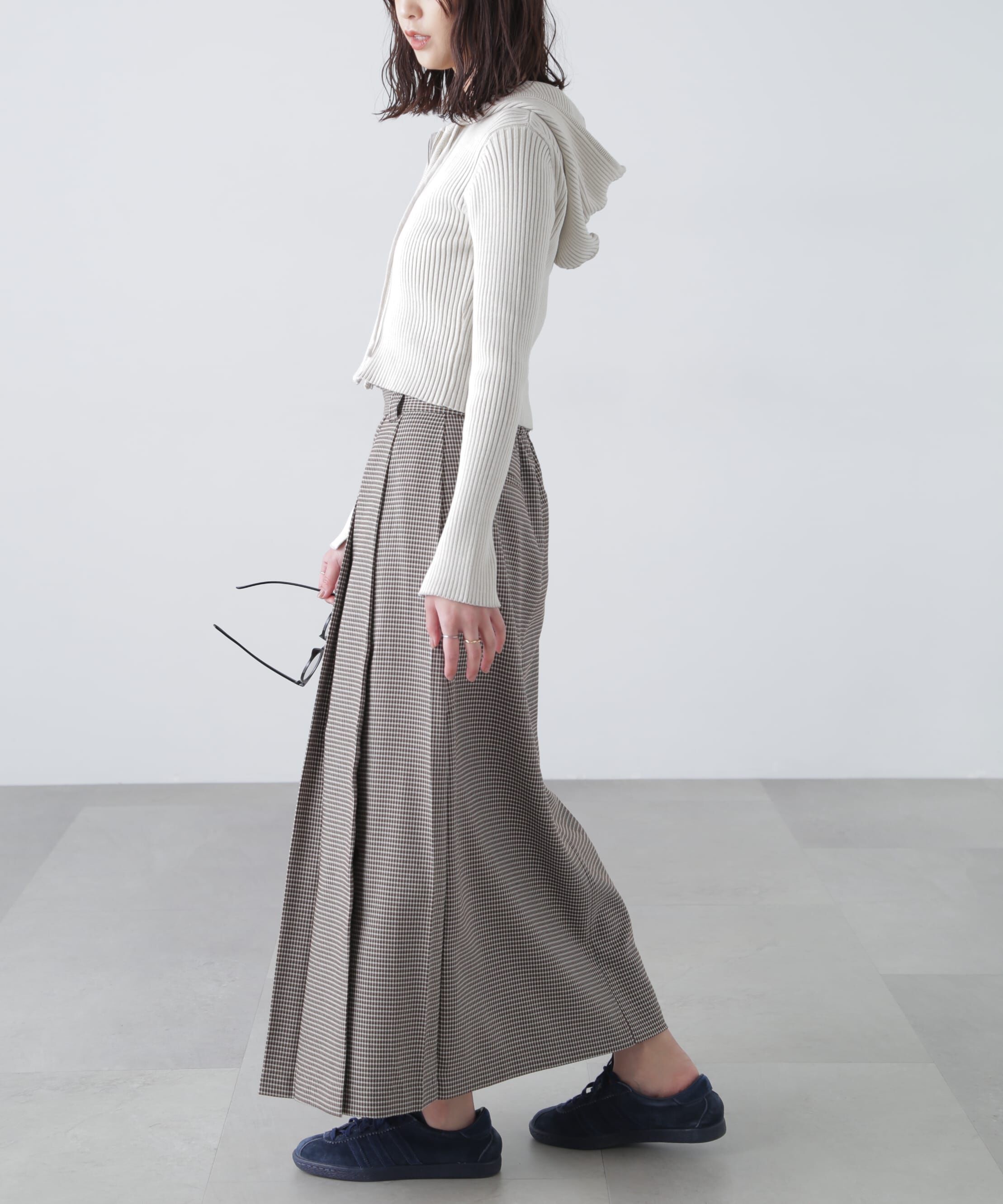  「フロントスリットプリーツロングスカート」|スカート|