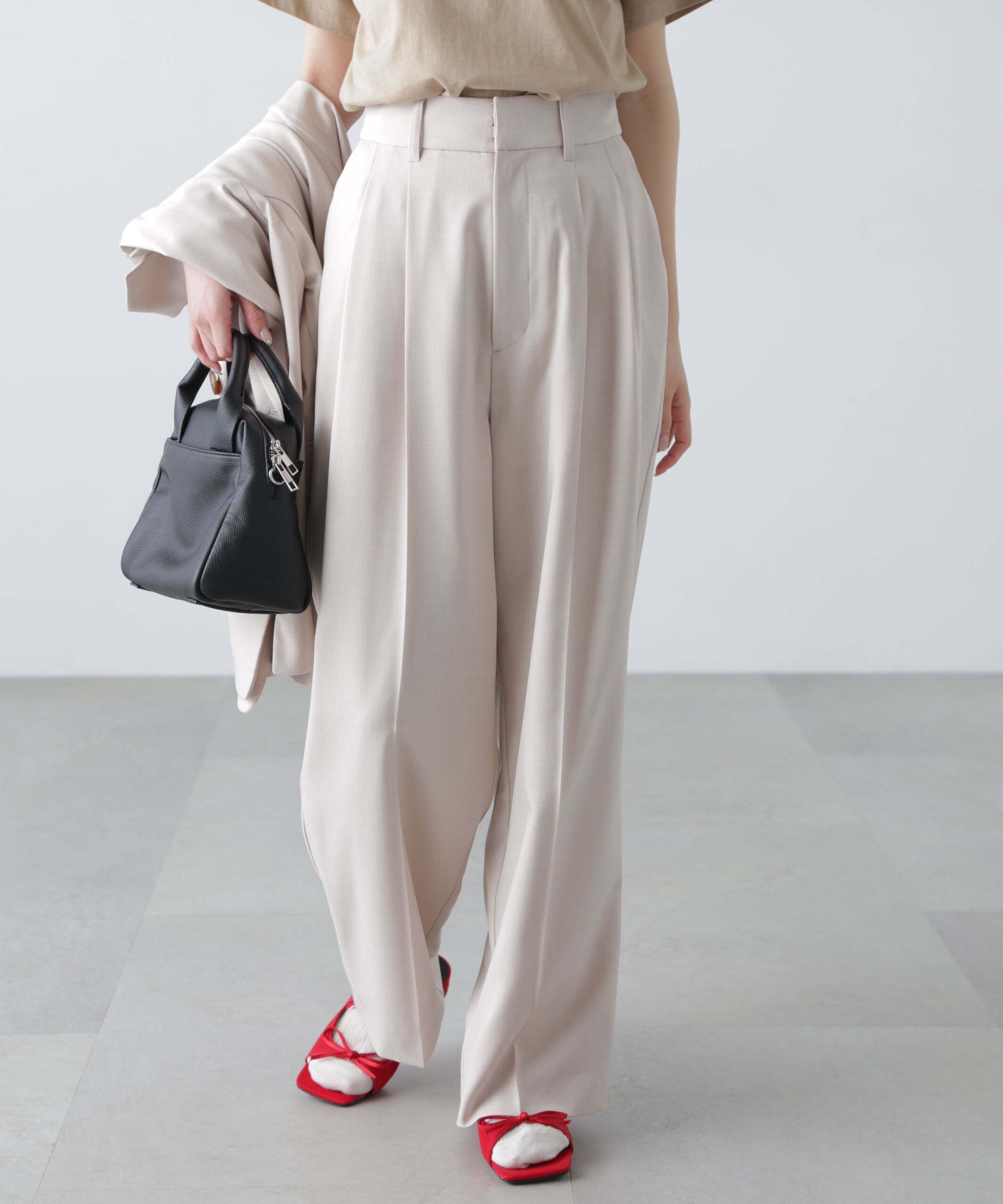  「梳毛調合繊タックワイドパンツ」|その他|