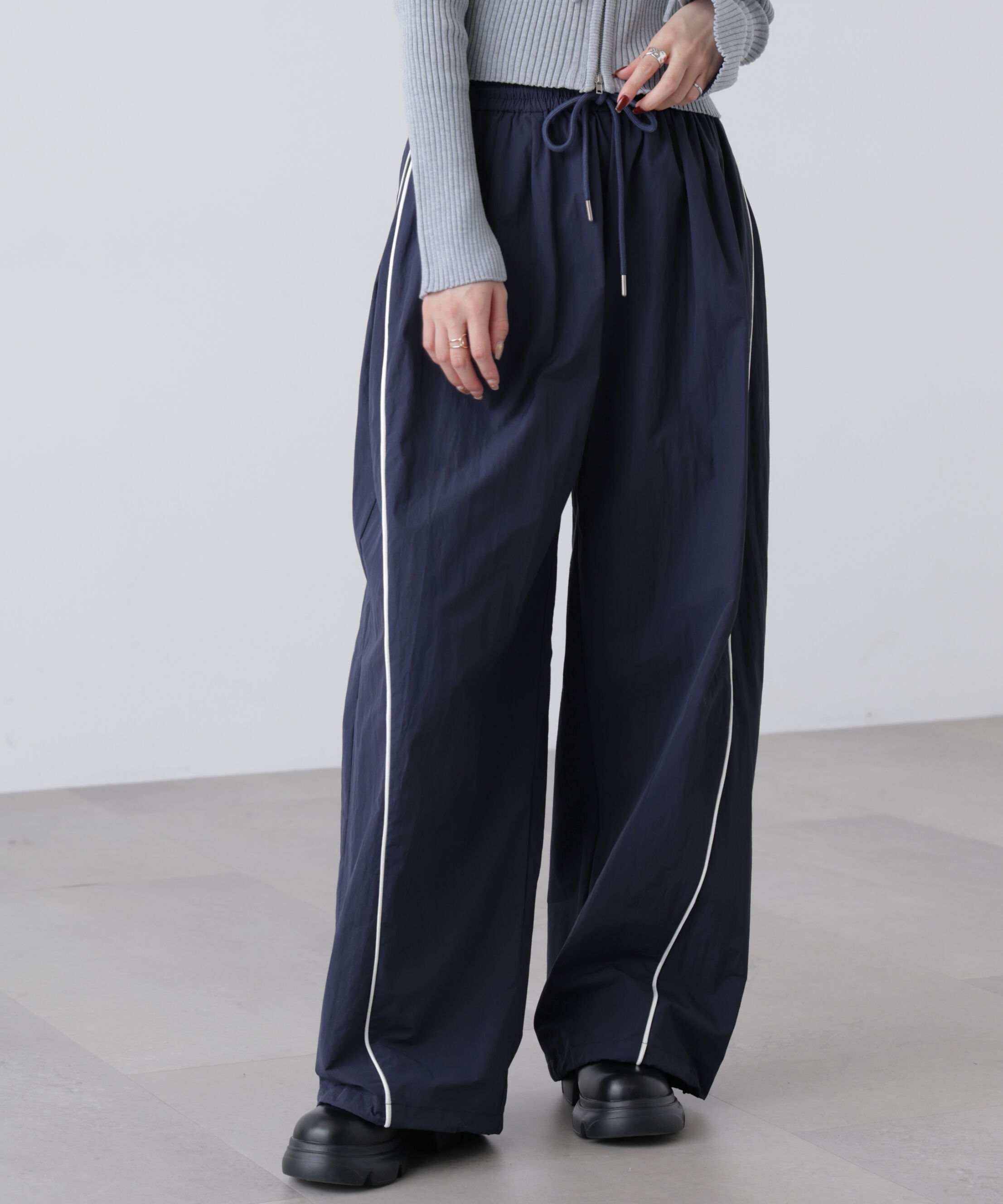  「サイドタック配色ラインナイロンパンツ」|その他|