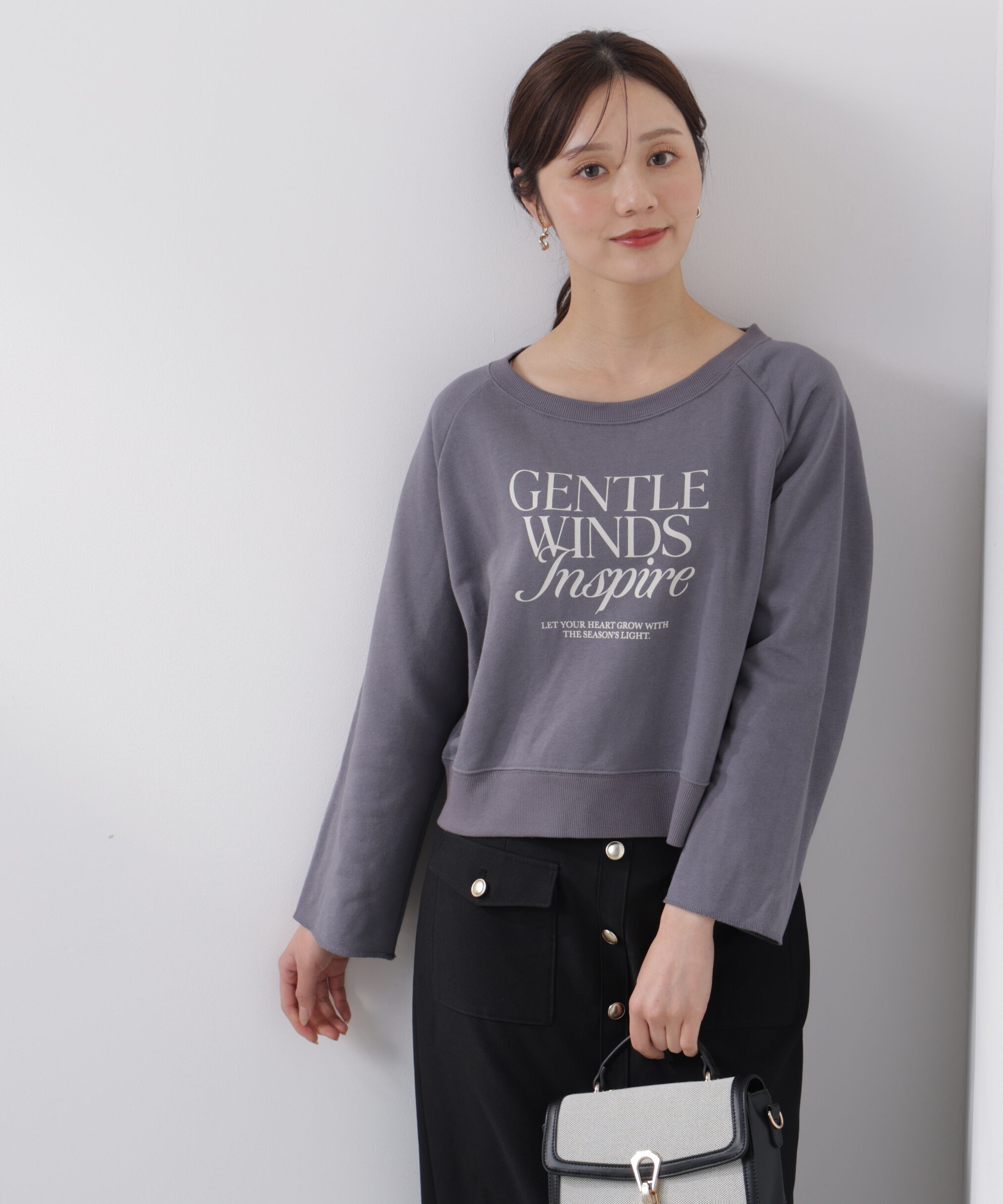 PROPORTION BODY DRESSING「＜ウォッシャブル＞〈a/mie〉ラグランロゴトップス　26SS」|Tシャツ・カットソー|