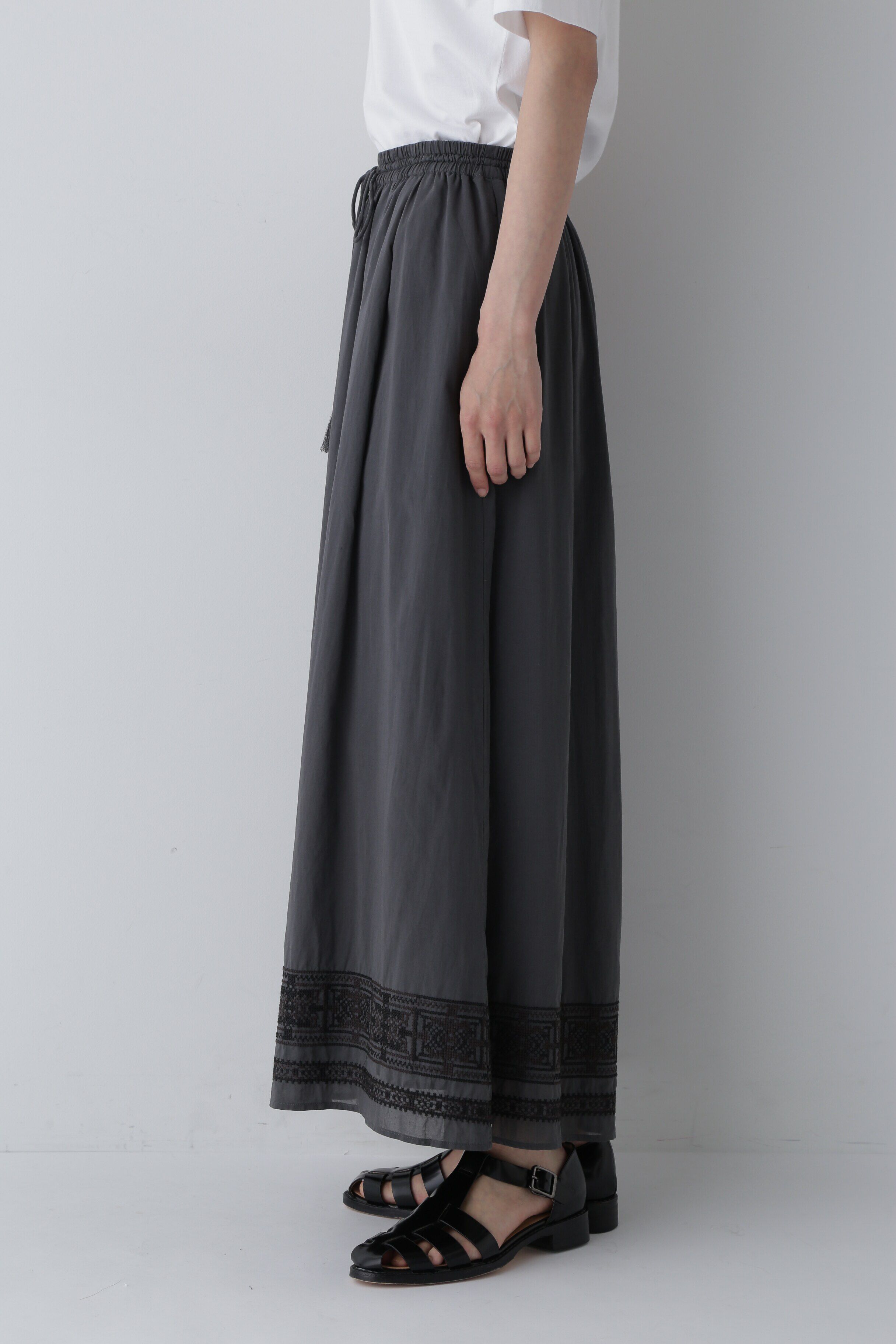  「◆インド刺繍コットンボイルスカート」|スカート|