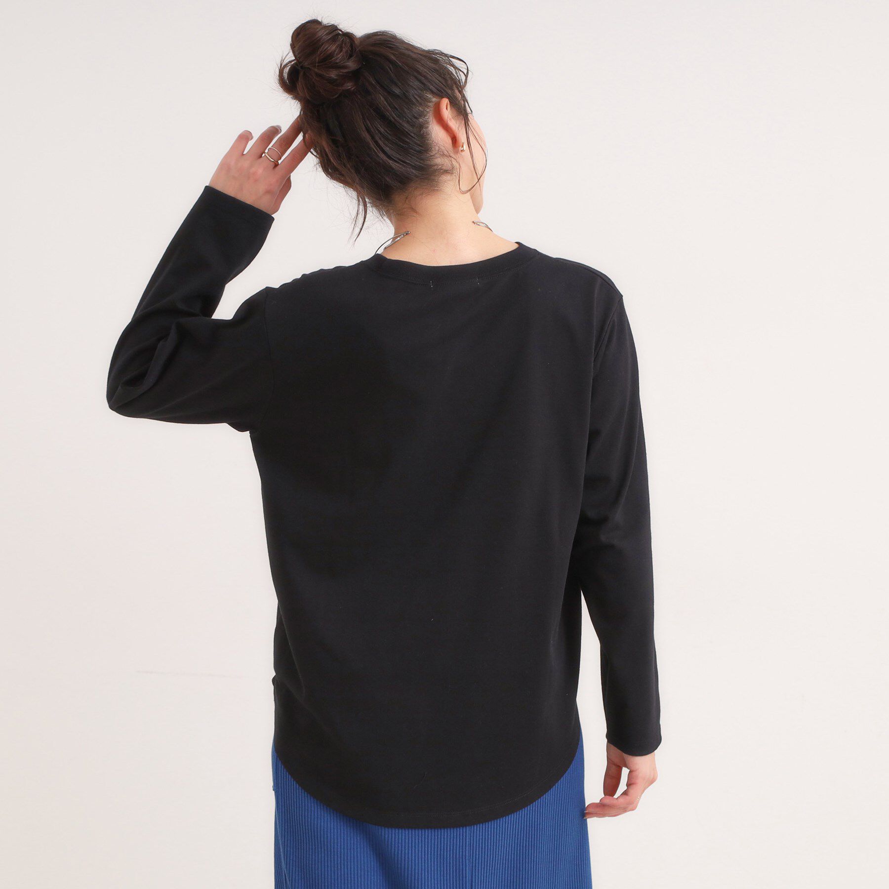 SHOO･LA･RUE「【洗濯機可/S-LL】周りと差がつく チェーンステッチロゴロンT」|Tシャツ・カットソー|