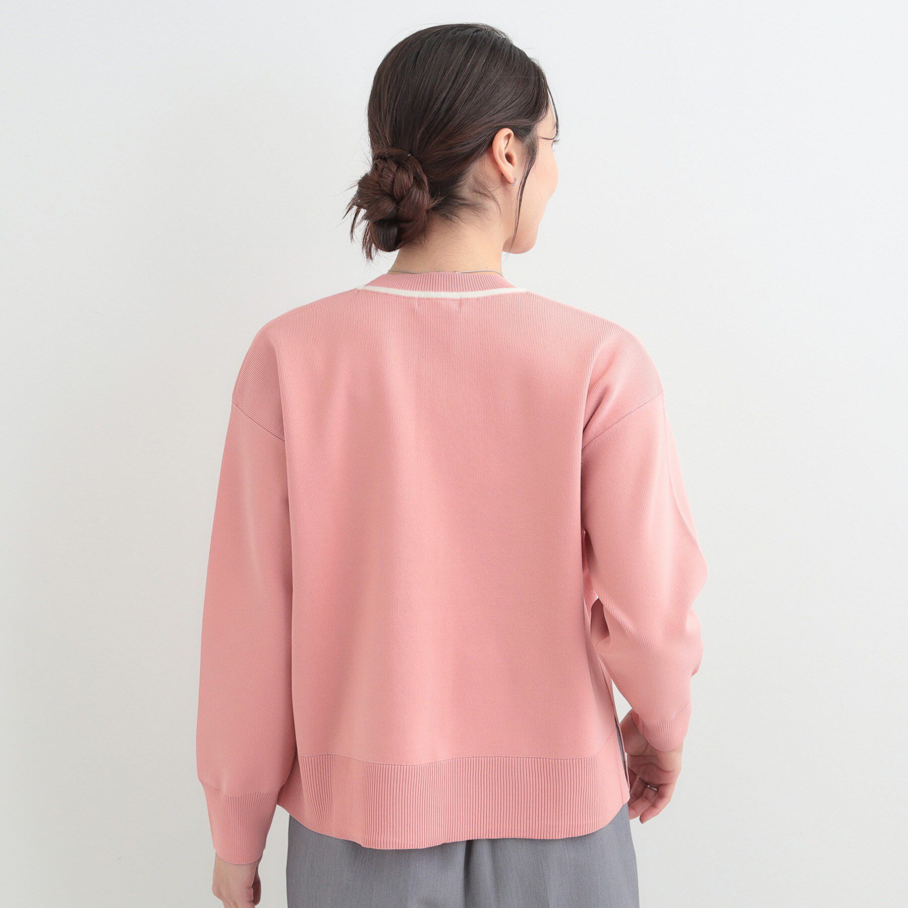 SHOO･LA･RUE「【洗濯機可/S-LL】軽やかなパイピングがポイント スウェットライクニット」|ニット・セーター|