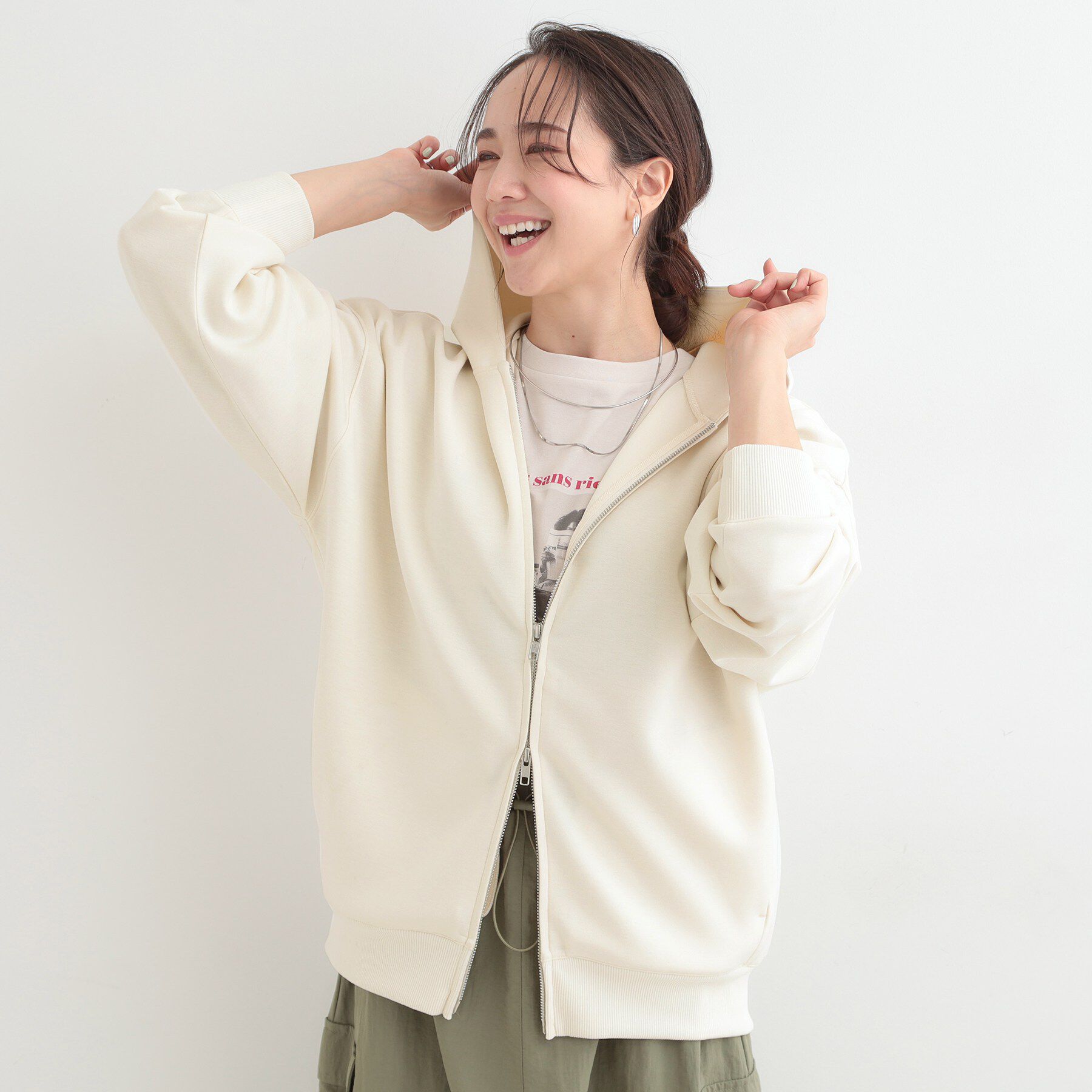 SHOO･LA･RUE「【セットアップ可/S-LL/なめらかタッチ】大人カジュアルスタイルに ZIPパーカ」|パーカー|