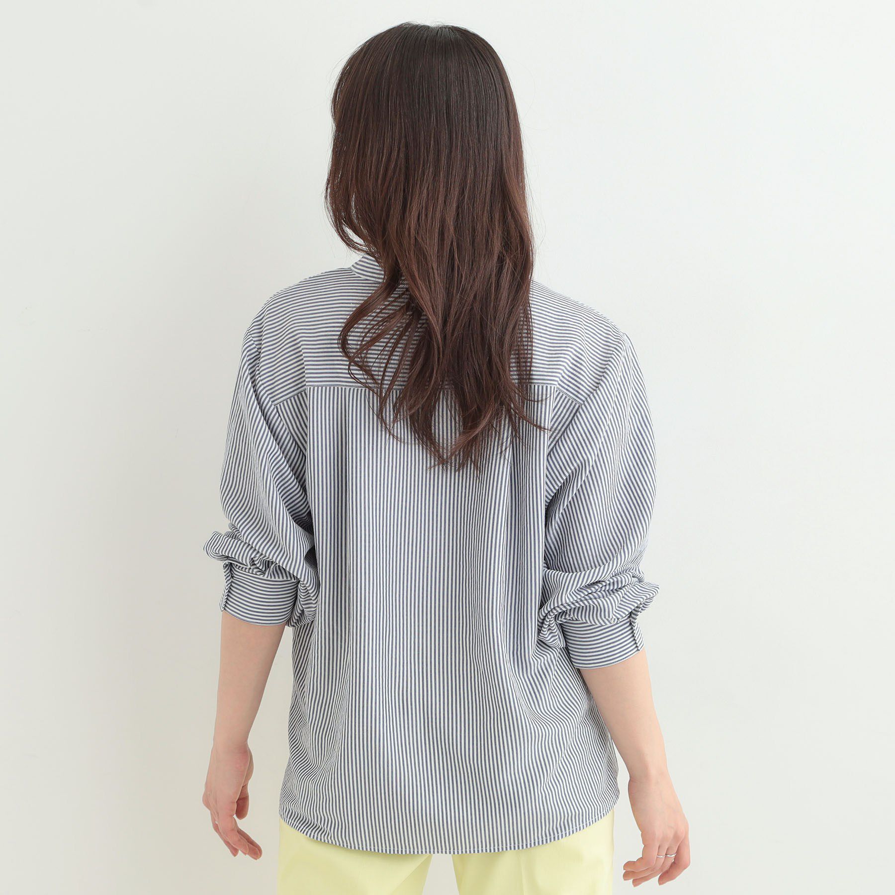 SHOO･LA･RUE「【イージーケア/S-LL/UV】きれいめにもラフにも　ダブルフラップポケットバンドカラーシャツ」|シャツ・ブラウス|