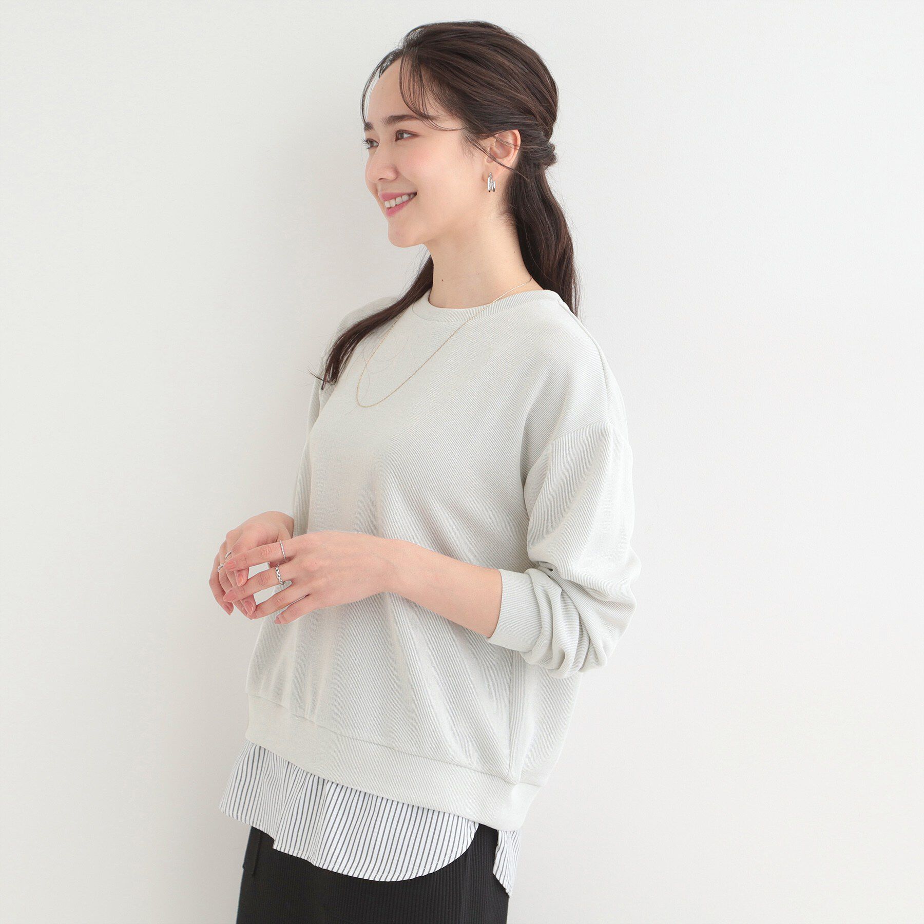 SHOO･LA･RUE「【洗濯機可】1枚でサマ見え ラメニットソー レイヤード風トップス」|Tシャツ・カットソー|