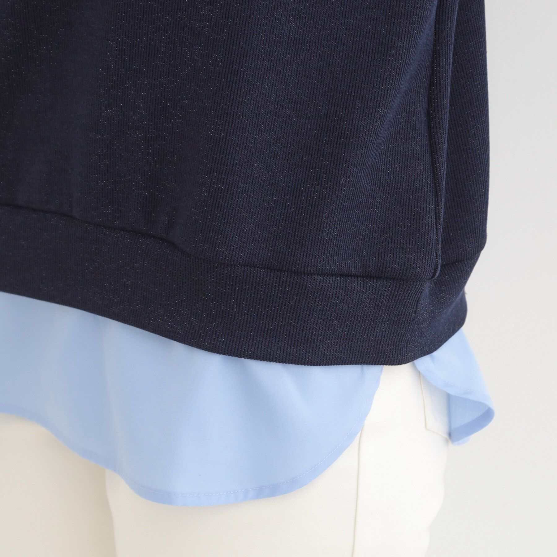 SHOO･LA･RUE「【洗濯機可】1枚でサマ見え ラメニットソー レイヤード風トップス」|Tシャツ・カットソー|