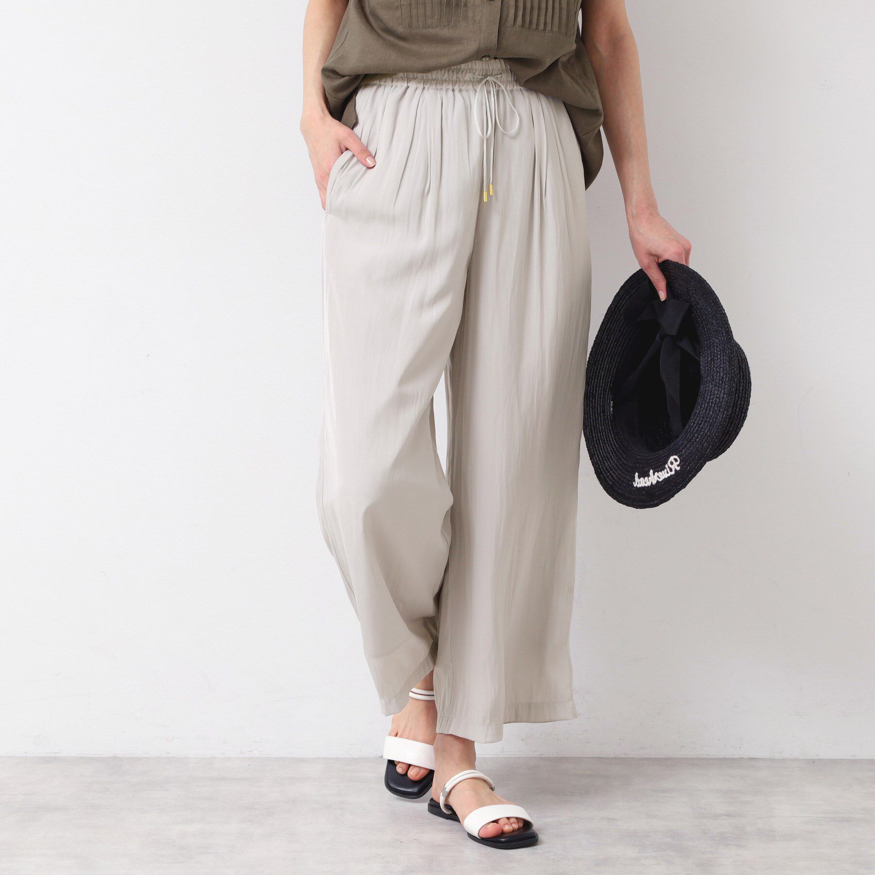 Dessin「【ウエストゴム・洗える】サテンワイドパンツ」|その他|