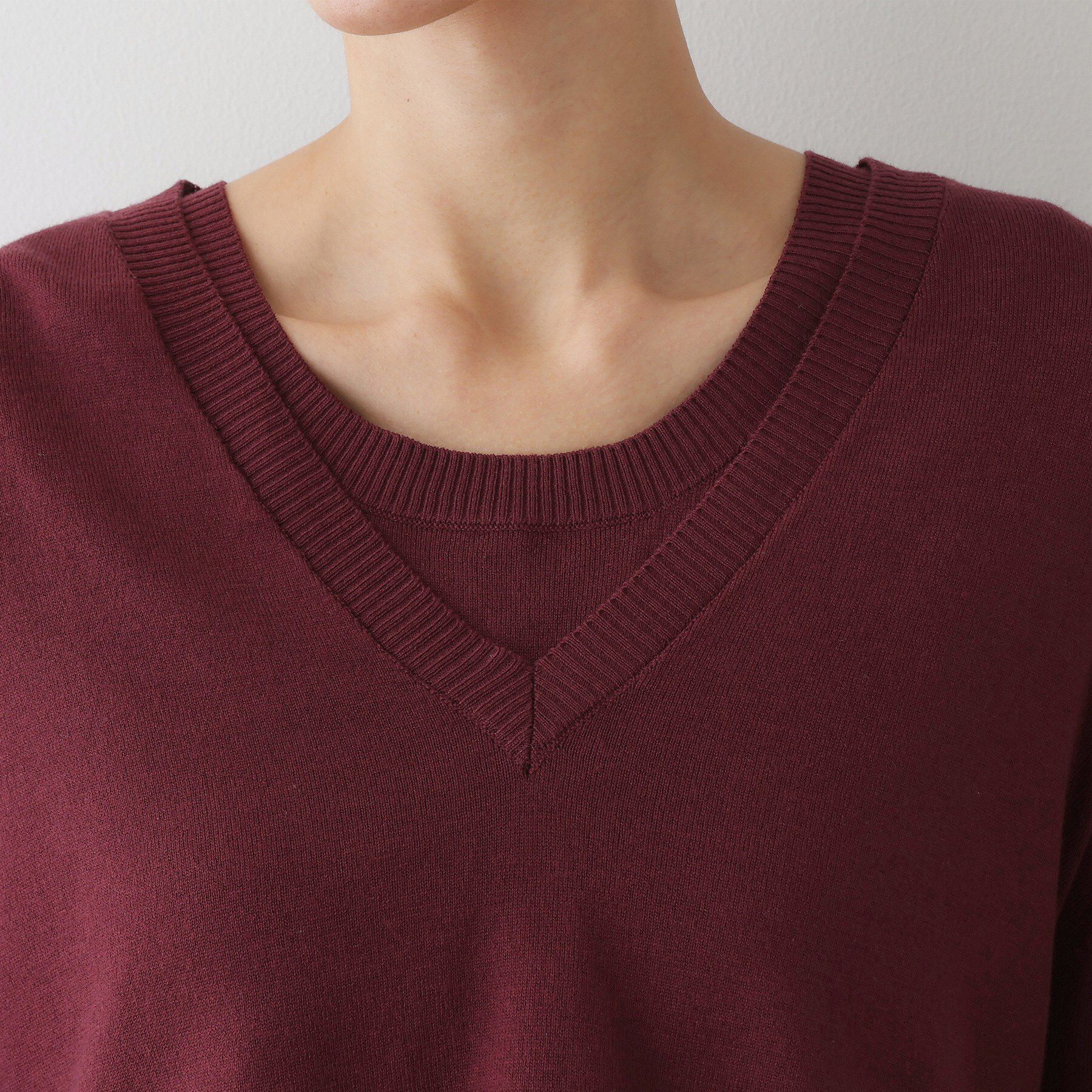 Dessin「【2点セット/3WAY/洗える】ノースリーブインナー付きVネックショート丈ニット」|ニット・セーター|