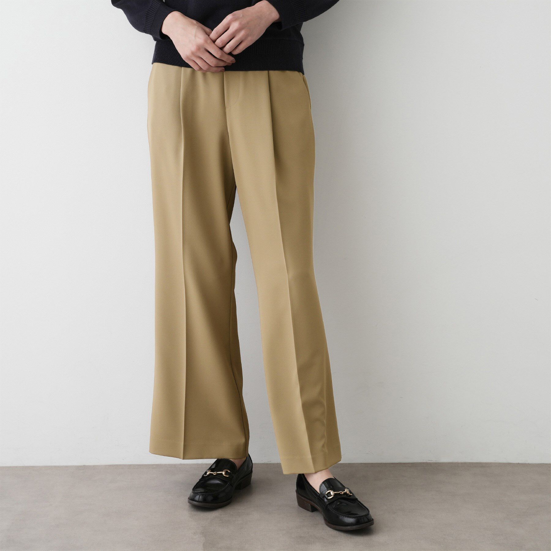 Dessin「【洗える】マットドレープニーハイフレアパンツ」|その他|