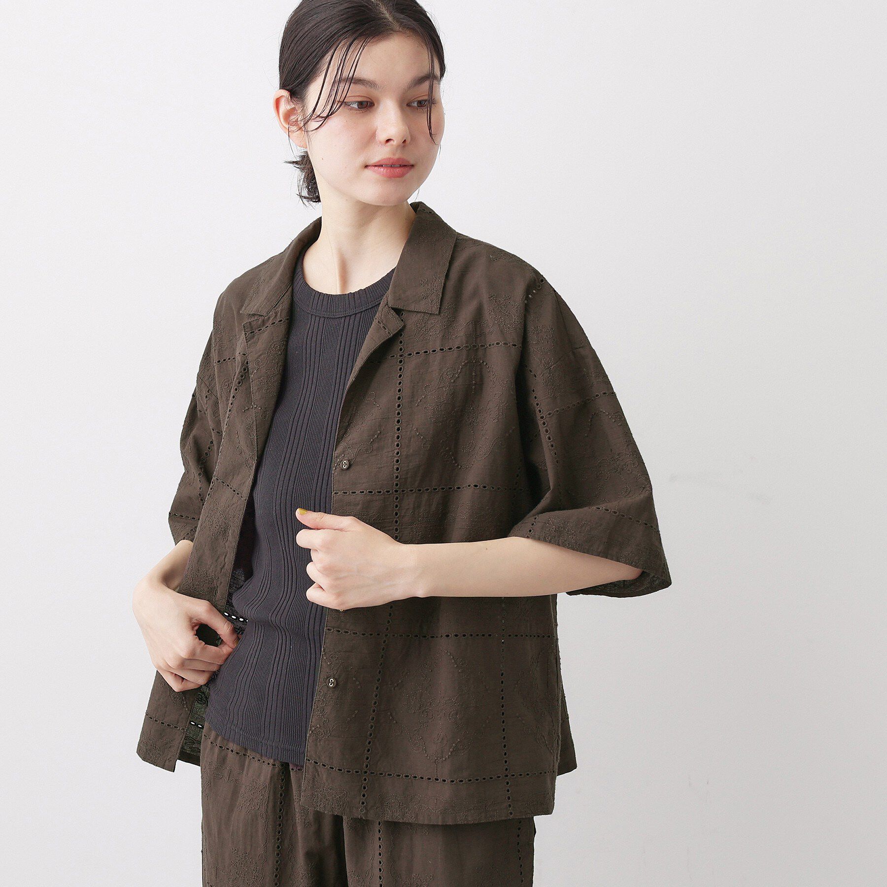 Dessin「【セットアップ可/洗える】刺繍スクエアレースシャツ」|シャツ・ブラウス|