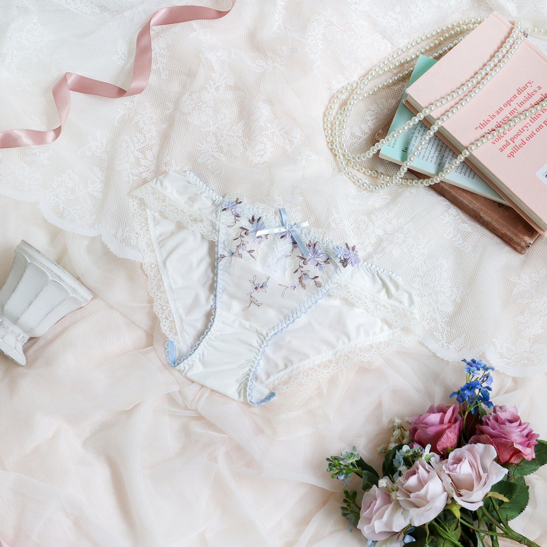 Risa Magli「フィオナ ノーマルショーツ」|インナー|アイボリー(004)